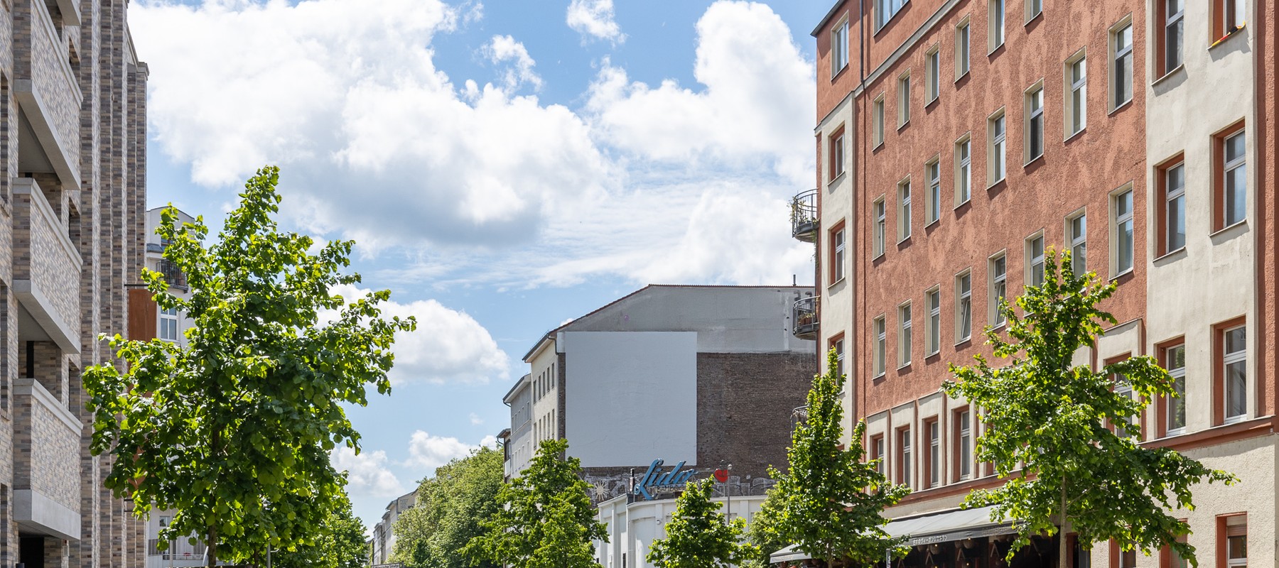 Ansicht von Haus und Nachbarschaft Ansicht von Haus und Nachbarschaft
