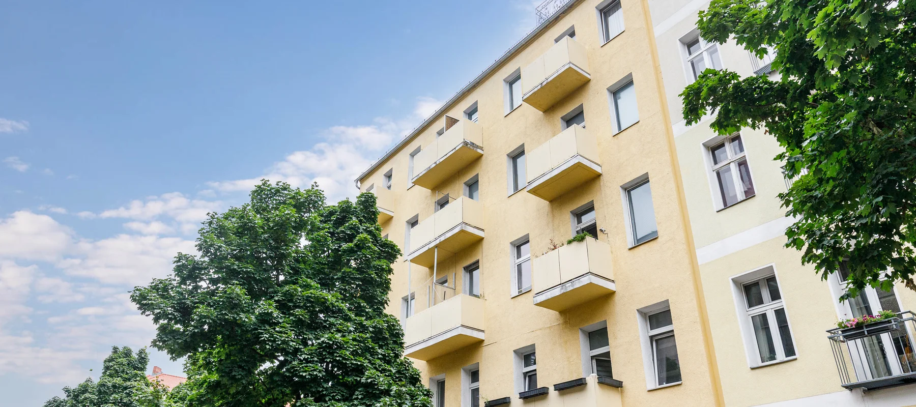 Rented Condominiums with Attractive Entry Prices and Long-Term Potential