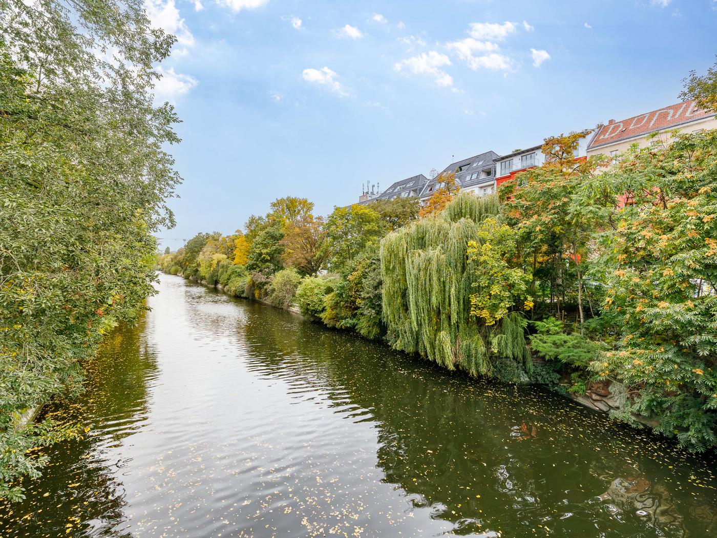 Landwehrkanal in Kreuzberg Landwehrkanal in Kreuzberg