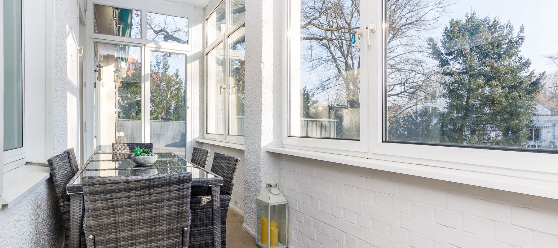 Beheizter Wintergarten mit Gartenblick Beheizter Wintergarten mit Gartenblick