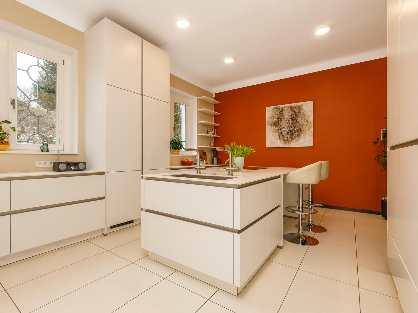 Simatic-Küche mit Elektrogeräten (Bosch) Simatic-Küche mit Elektrogeräten (Bosch)