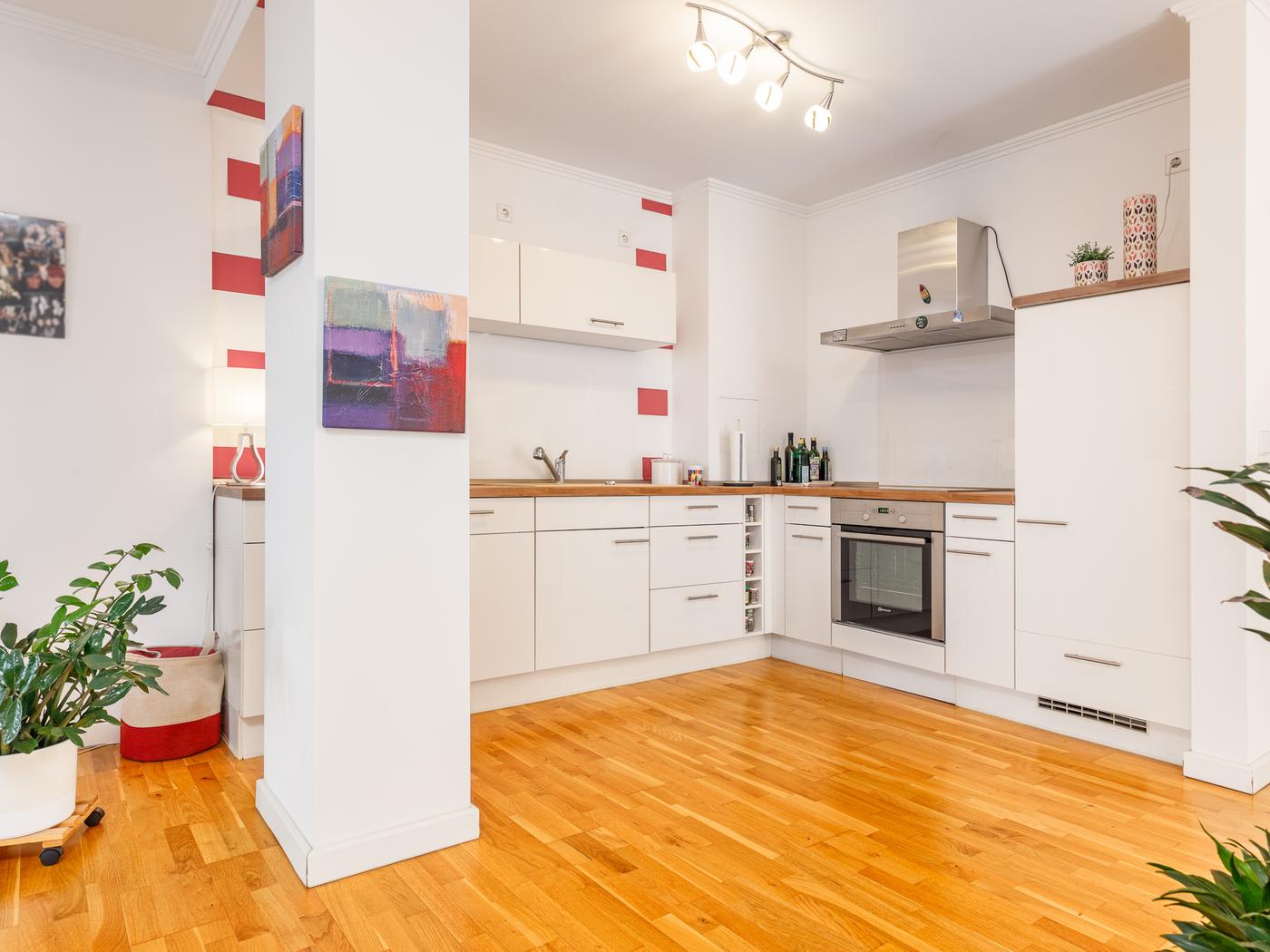 Moderne Einbauküche mit Neff-Geräten Moderne Einbauküche mit Neff-Geräten