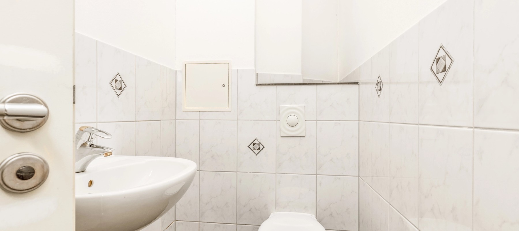 Separates Gäste-WC Separates Gäste-WC