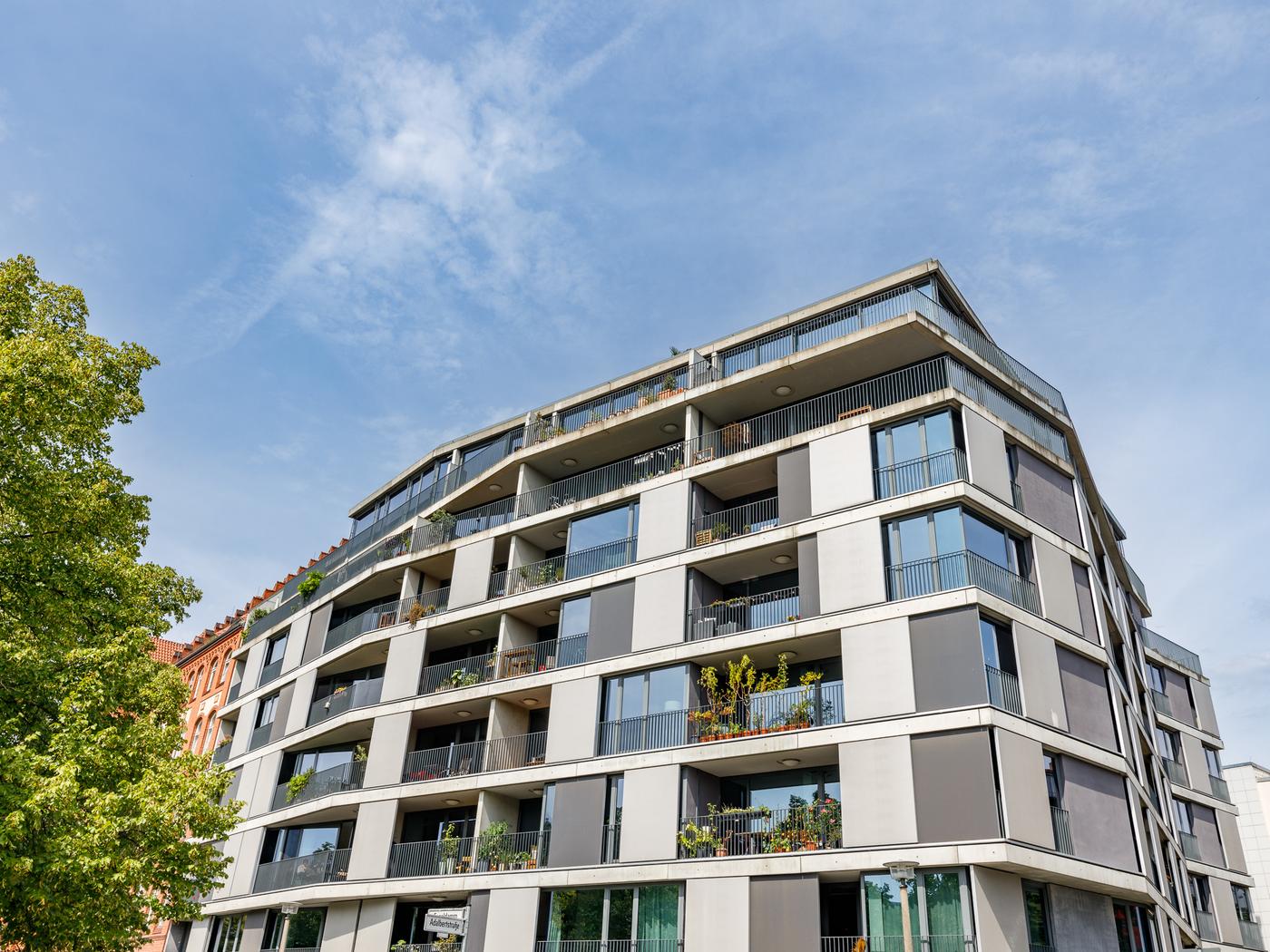 Moderne Neubau am Engelbecken Moderne Neubau am Engelbecken