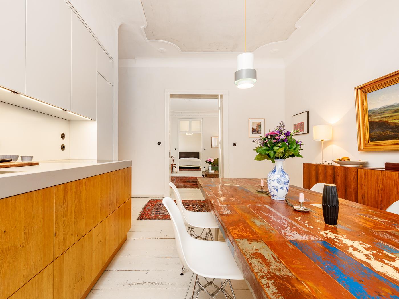 Stilvolle Architektenwohnung mit hochwertigem Interieur am Olivaer & Ludwigkirchplatz