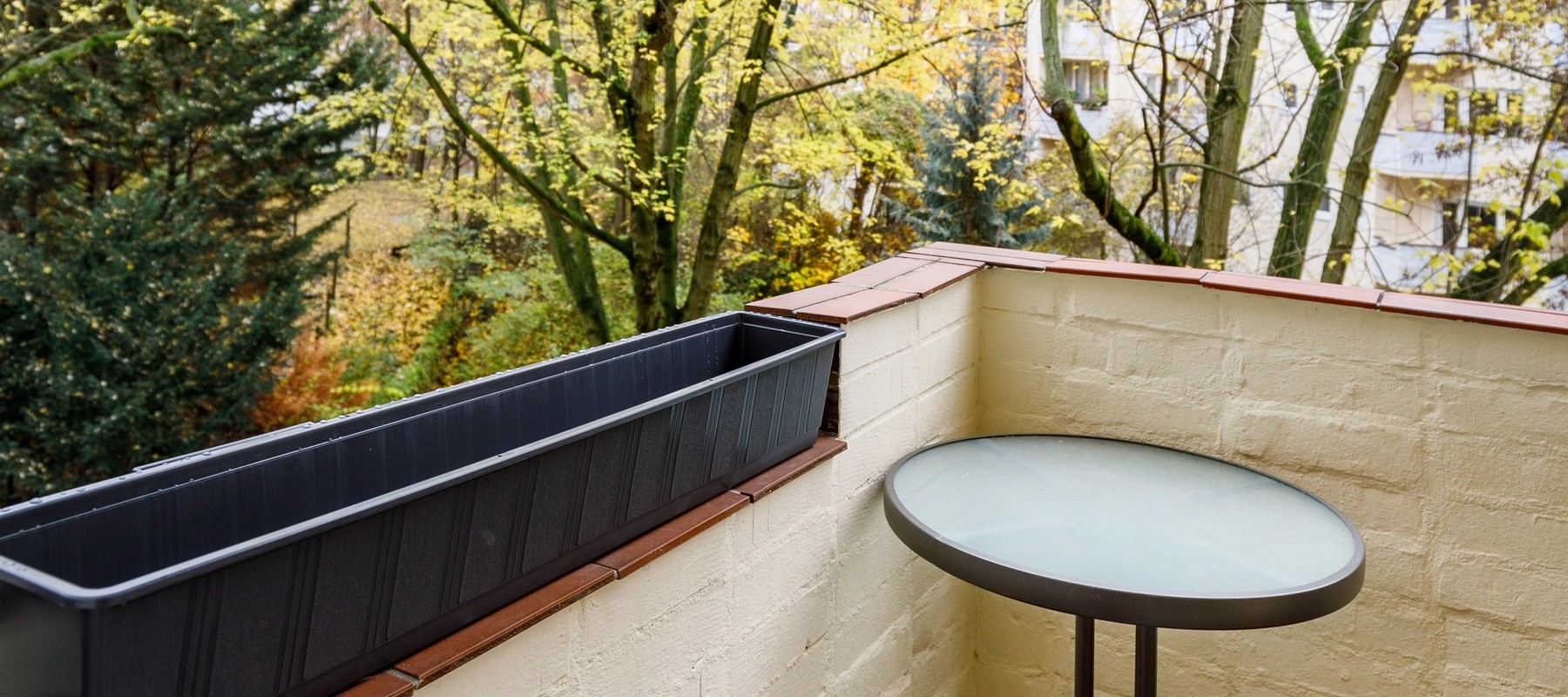 Gemütlicher Balkon zum Innenhof Gemütlicher Balkon zum Innenhof