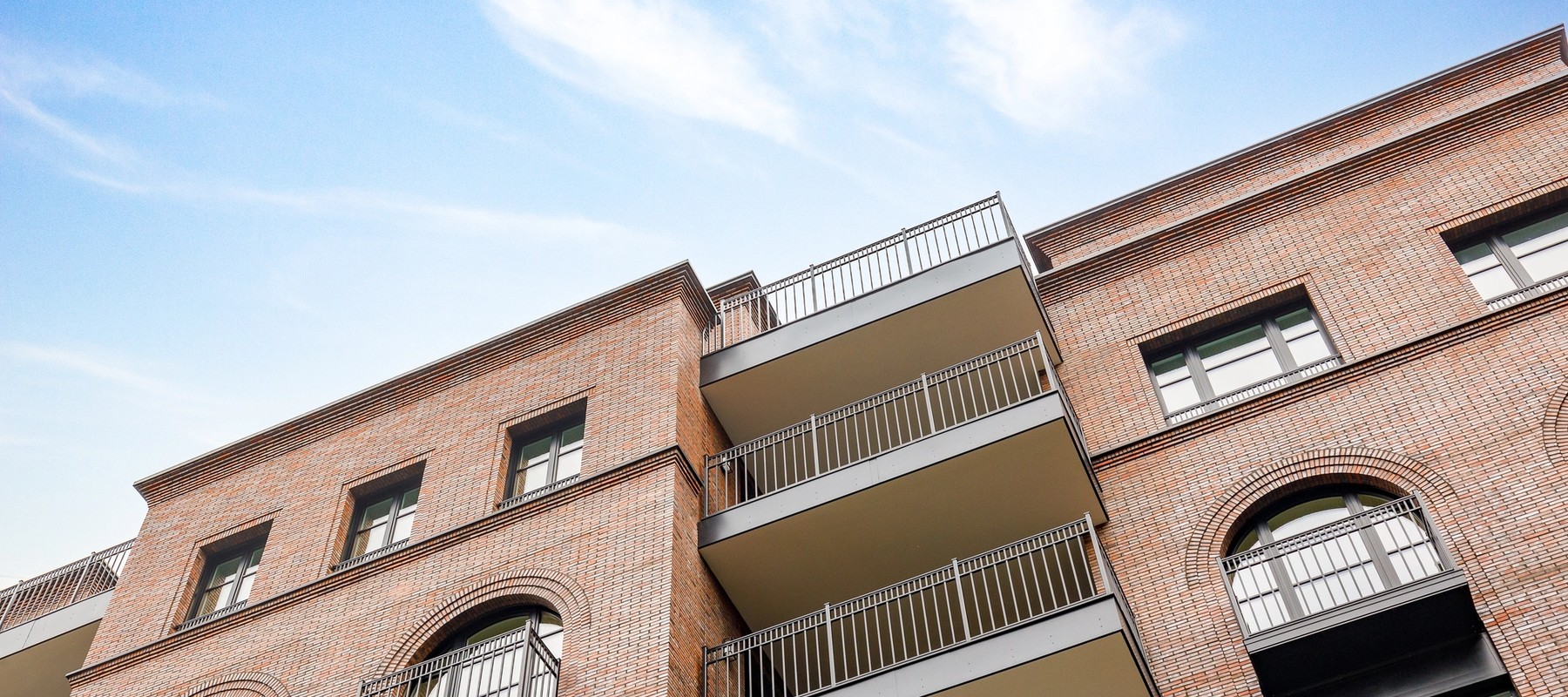 Exterior view of the high-quality clinker brick façade Exterior view of the high-quality clinker brick façade