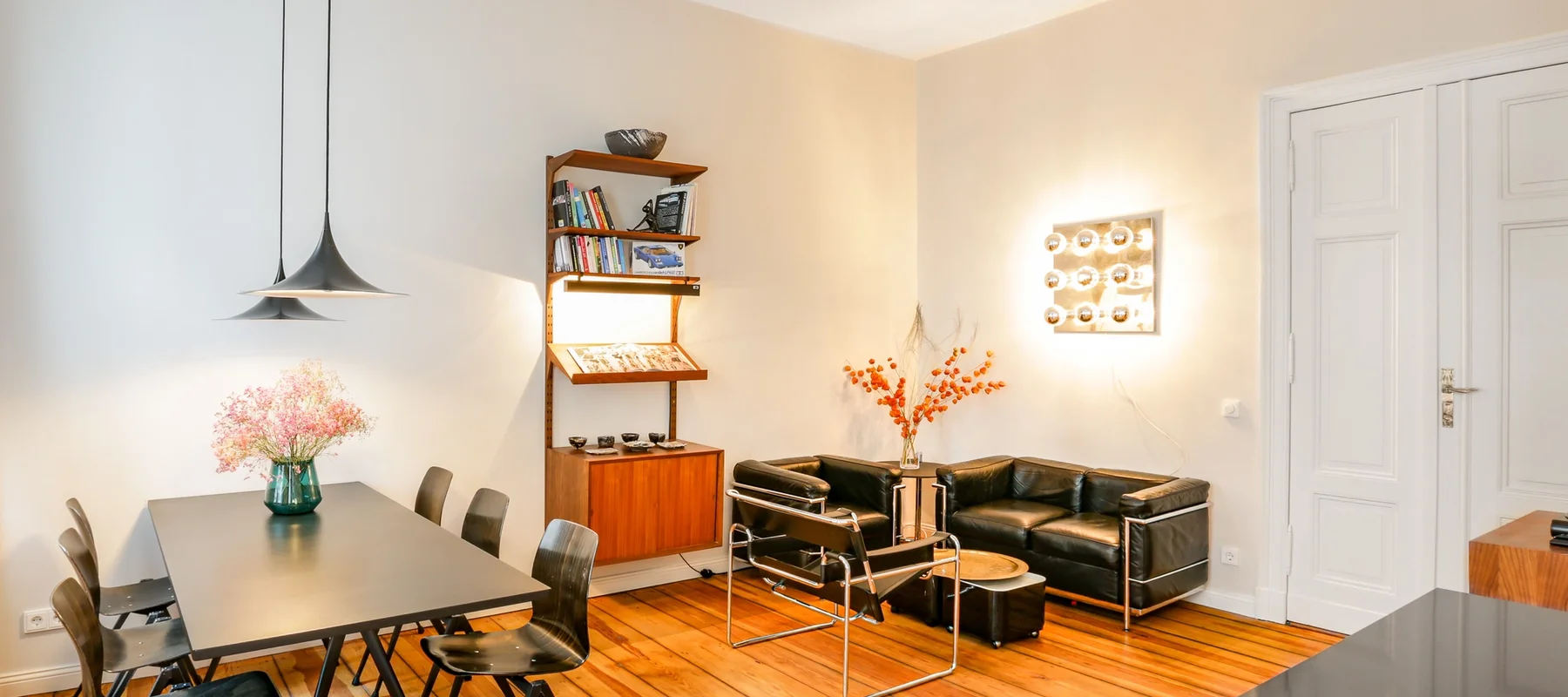 Altbauwohnung mit Loft-Feeling und Balkon in begehrter Lage nahe Torstraße