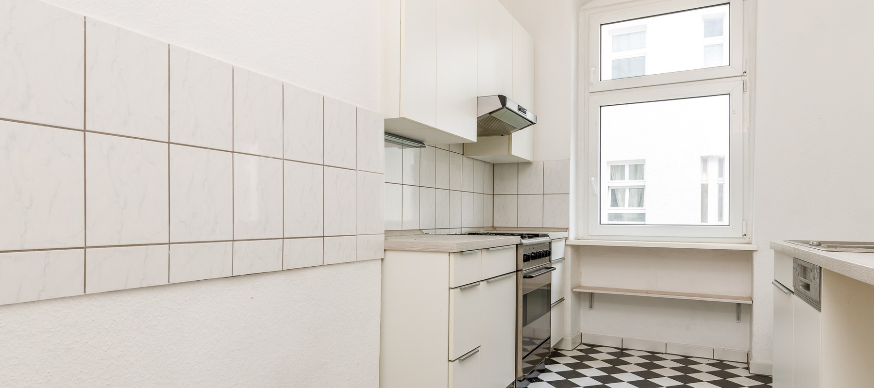 Separater Küchenbereich mit sämtlichen Anschlüssen Separater Küchenbereich mit sämtlichen Anschlüssen