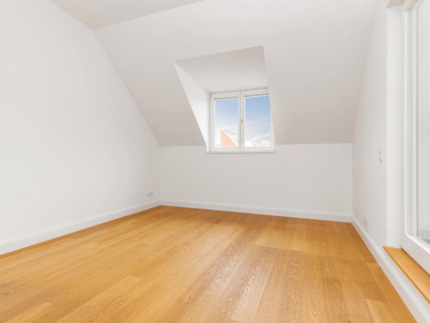 Kinderzimmer mit Balkonzugang Kinderzimmer mit Balkonzugang