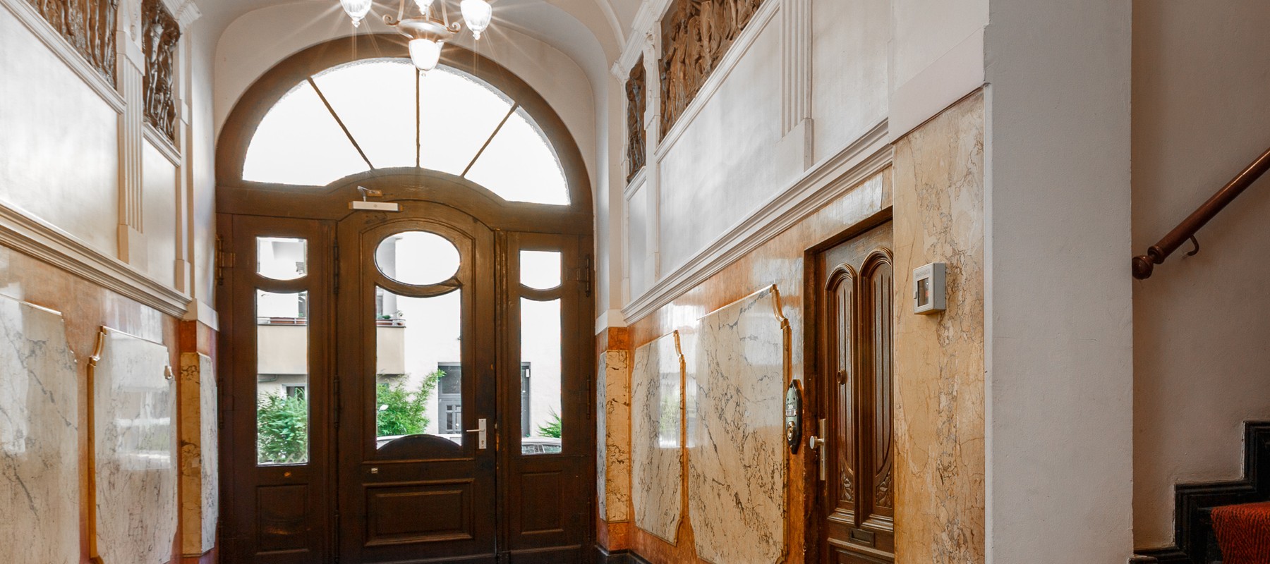 Ruhiges Apartment mit Balkon und Grünblick nahe Walther-Schreiber-Platz