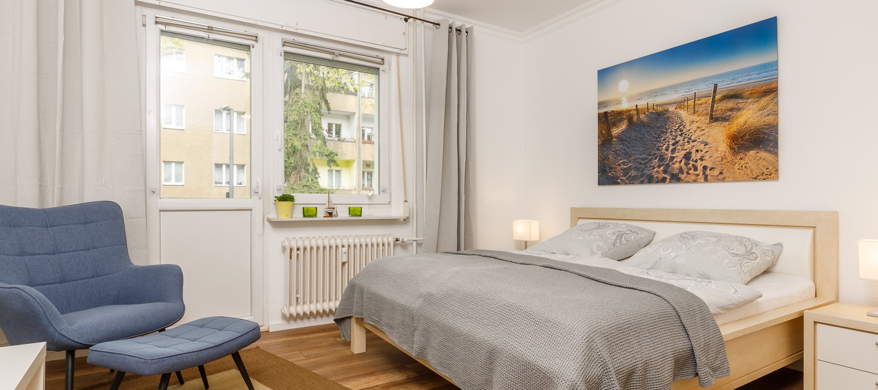 Großes Schlafzimmer mit Ankleidebereich Großes Schlafzimmer mit Ankleidebereich