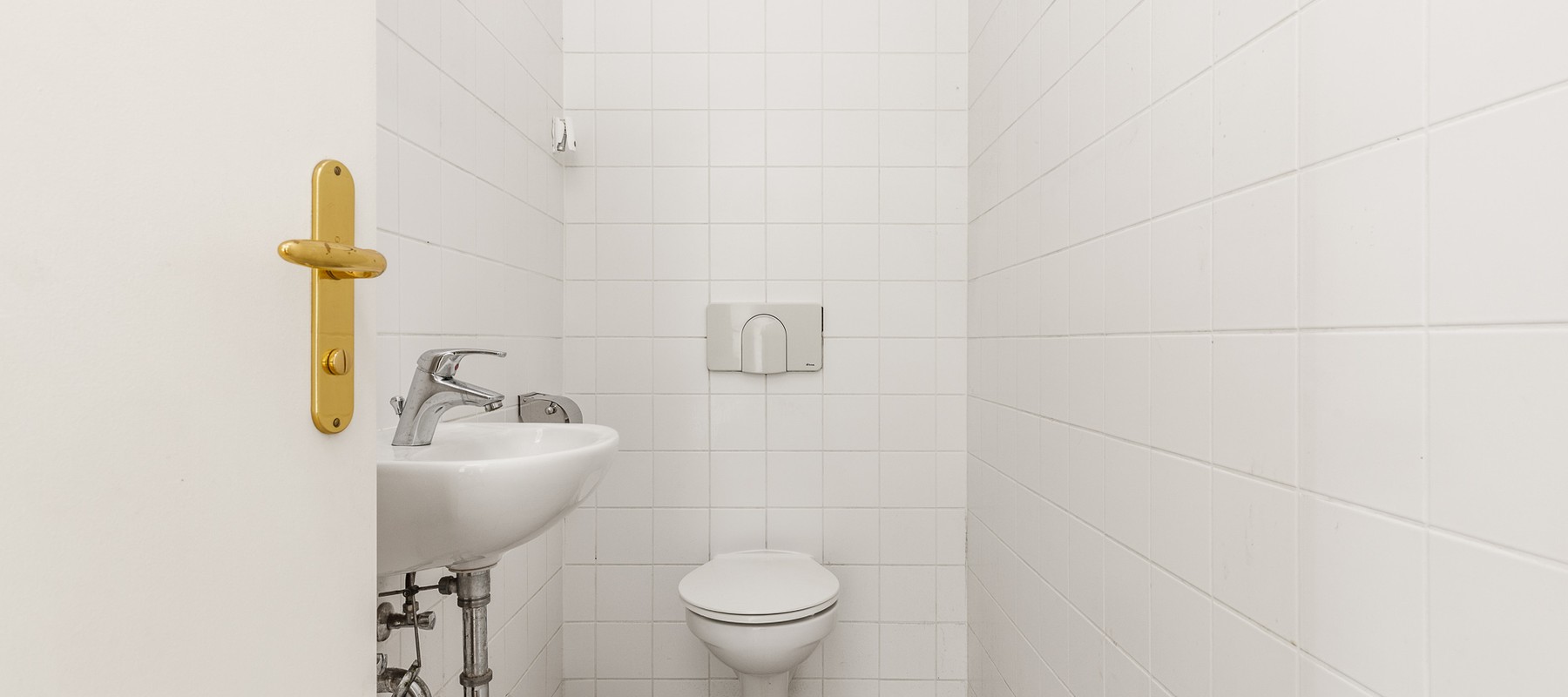 Separates Gäste-WC Separates Gäste-WC