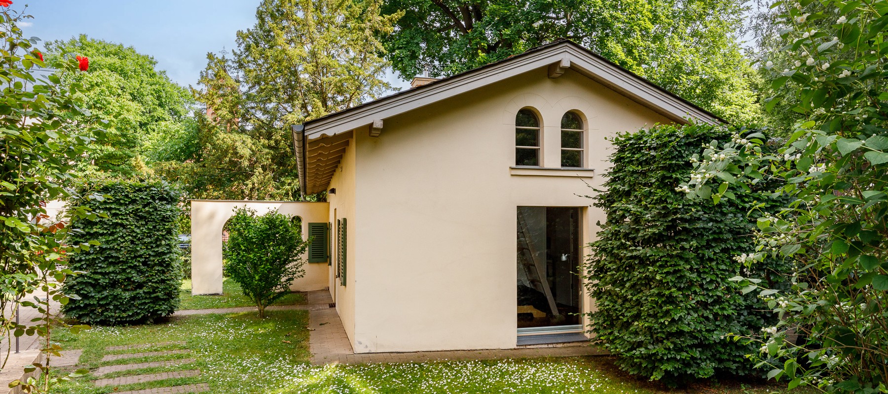 Charmante Remise im UNESCO-Weltkulturerbe: Kamin, Terrasse & idyllische Lage zwischen Jagdschloss Glienicke & Griebnitzsee