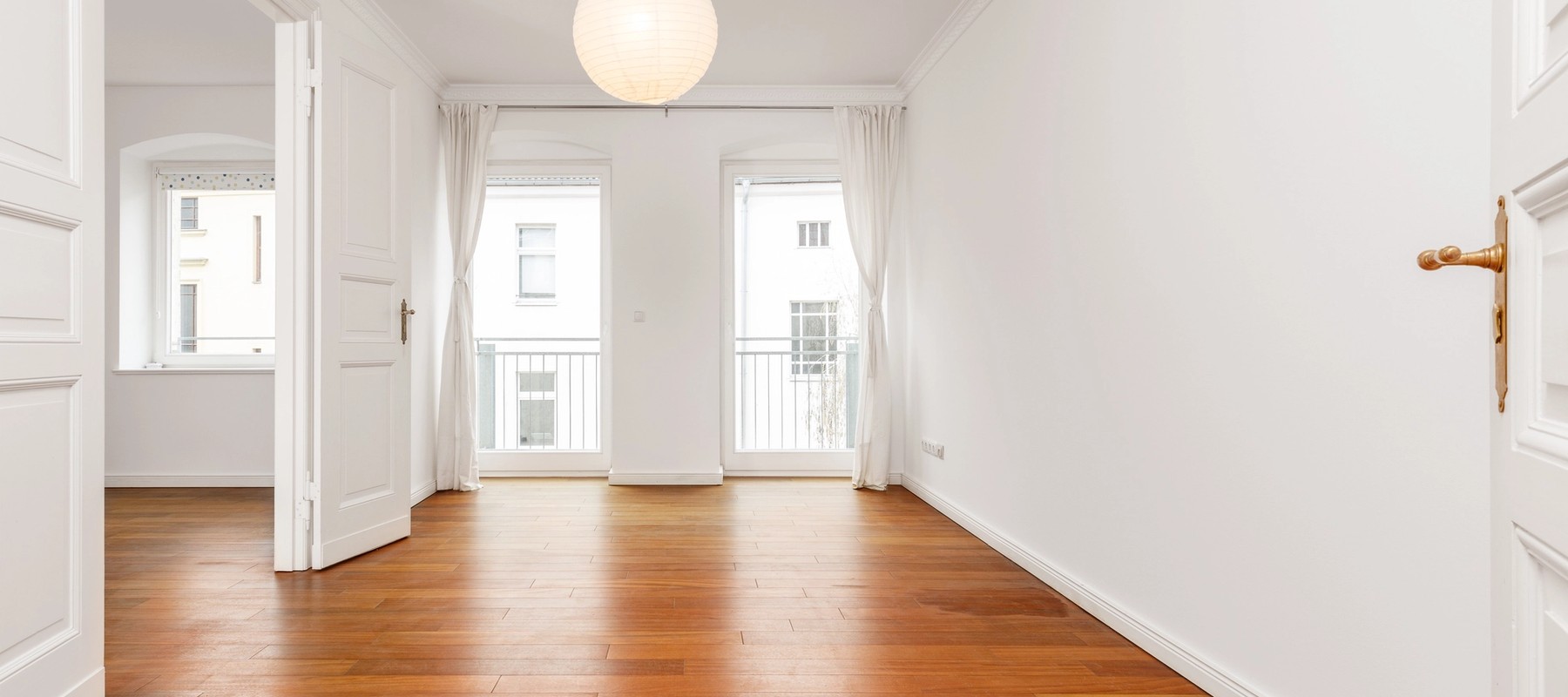 Schlafzimmer mit Balkon Schlafzimmer mit Balkon