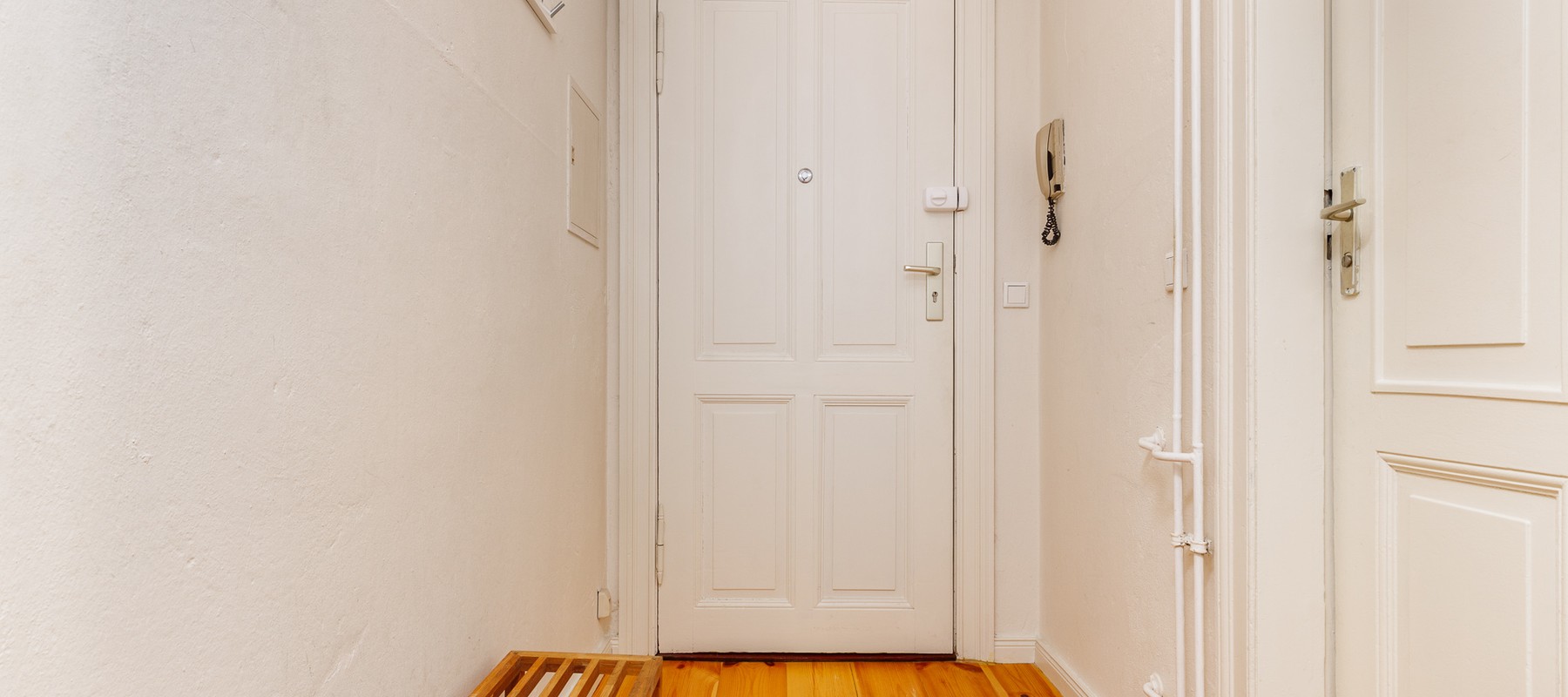 Flurbereich mit Ankleide Flurbereich mit Ankleide