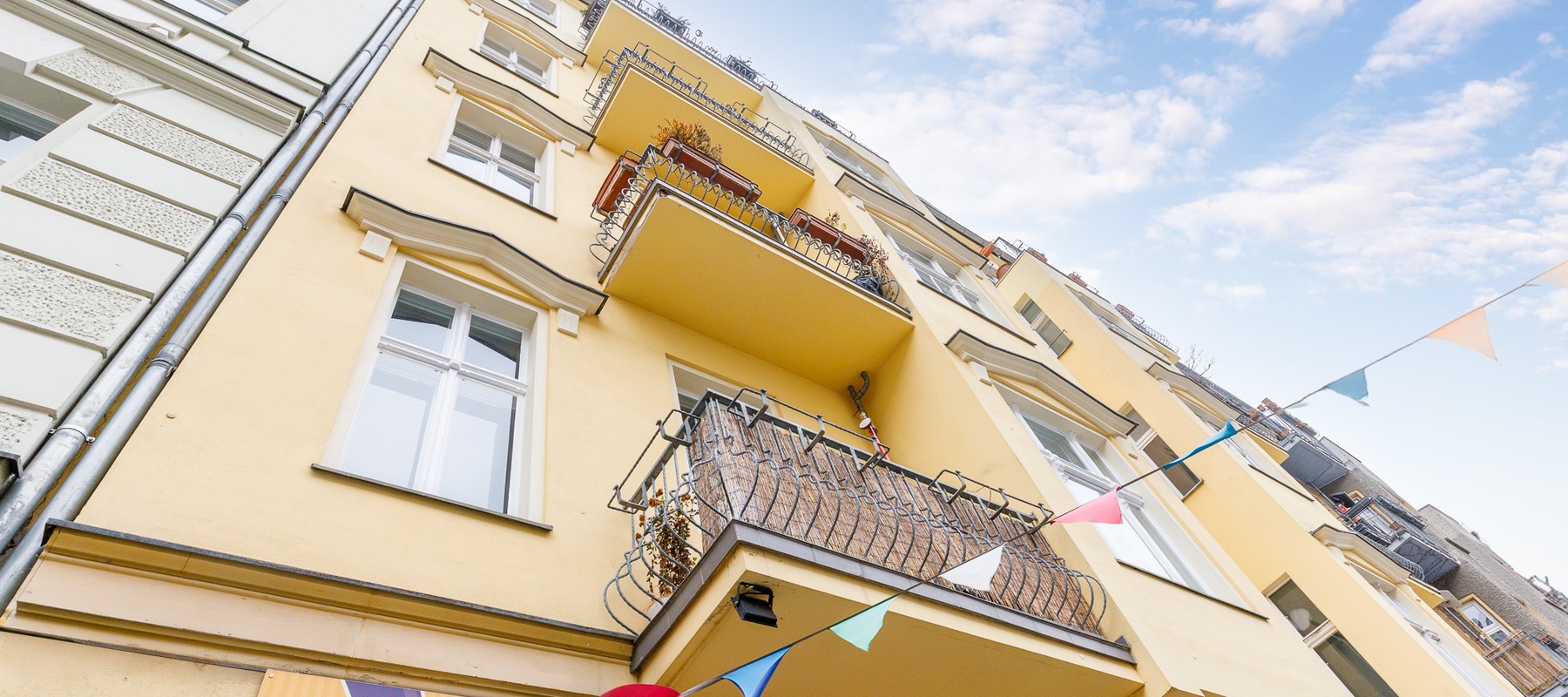 Historic Apartment Building in Winsviertel Historic Apartment Building in Winsviertel