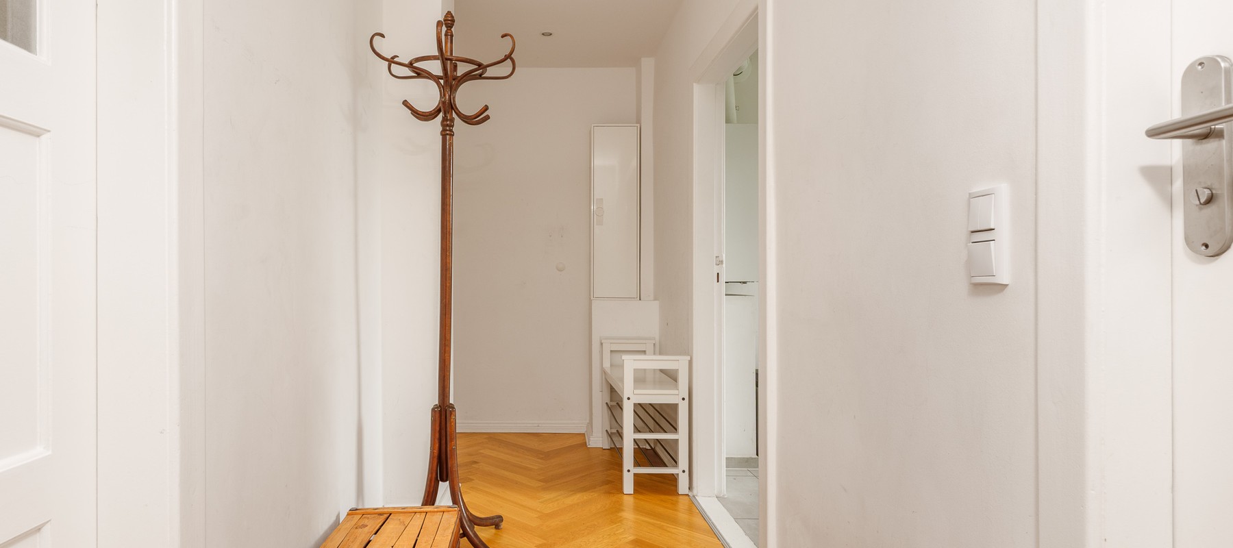 Entrance area of the apartment Entrance area of the apartment