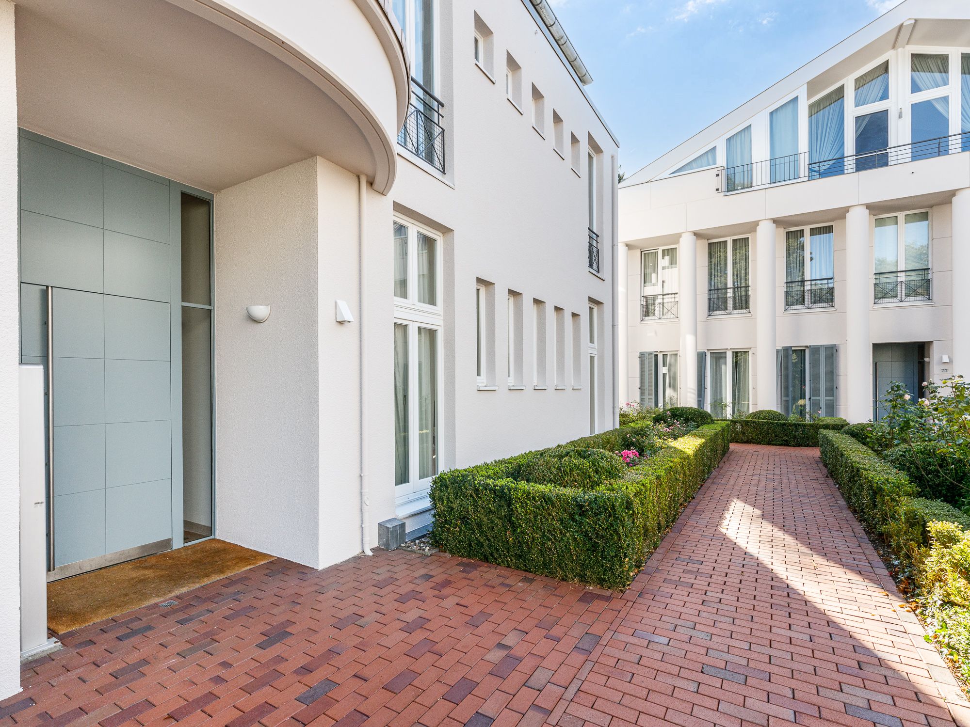 Prestigious shared apartment on Hundekehlesee