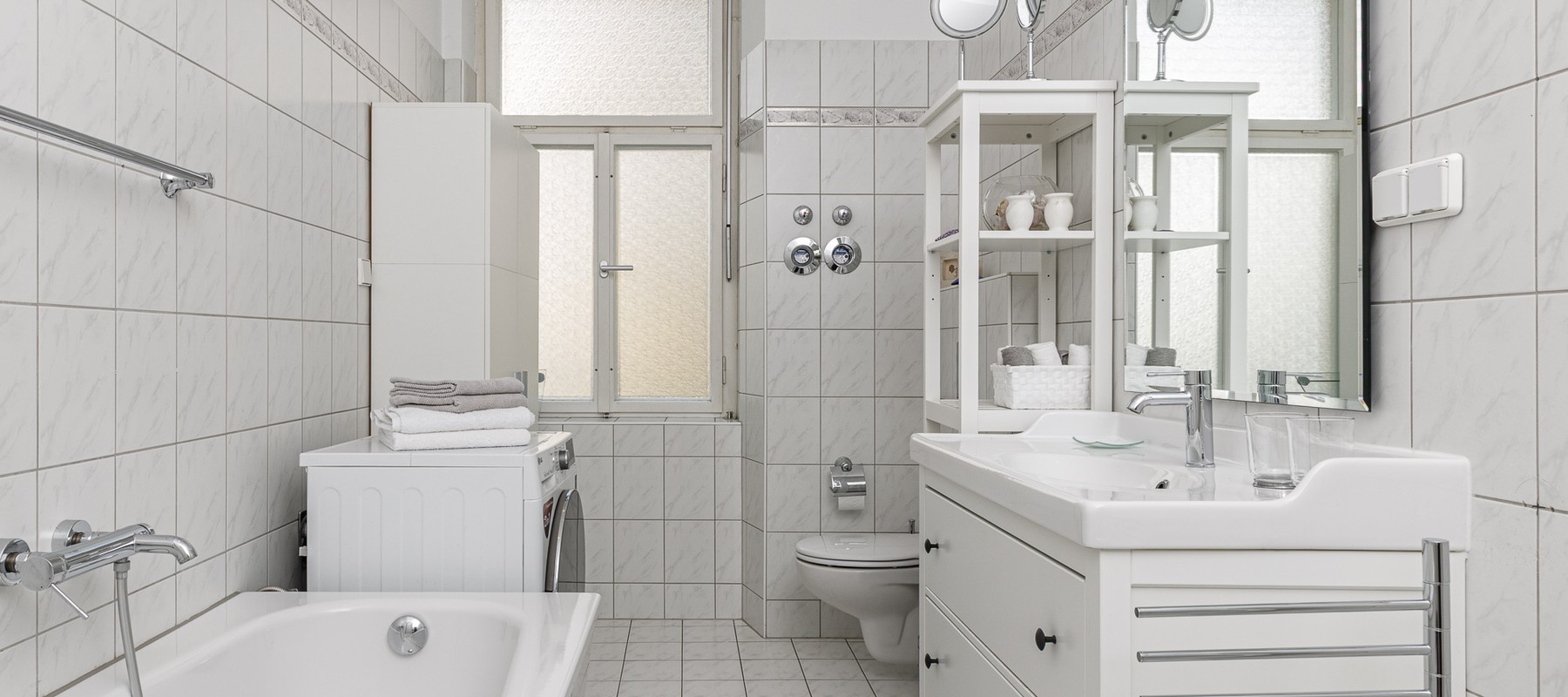 Daylit Bathroom with Bathtub and Separate Shower Daylit Bathroom with Bathtub and Separate Shower