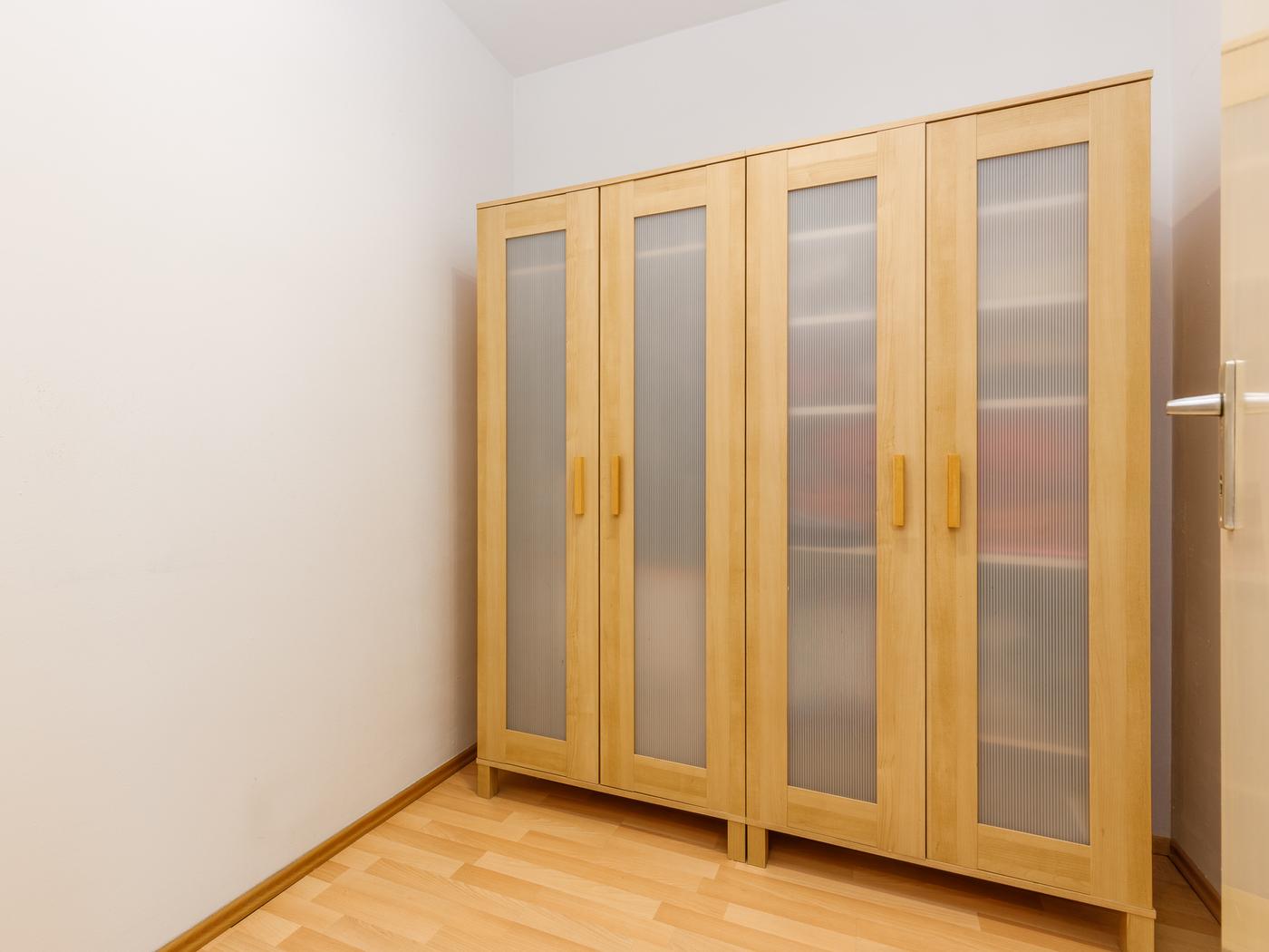 Eingangsbereich mit Garderobe Eingangsbereich mit Garderobe