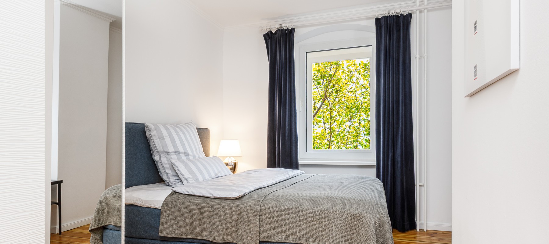 Schlafzimmer zum ruhigen Innenhof Schlafzimmer zum ruhigen Innenhof