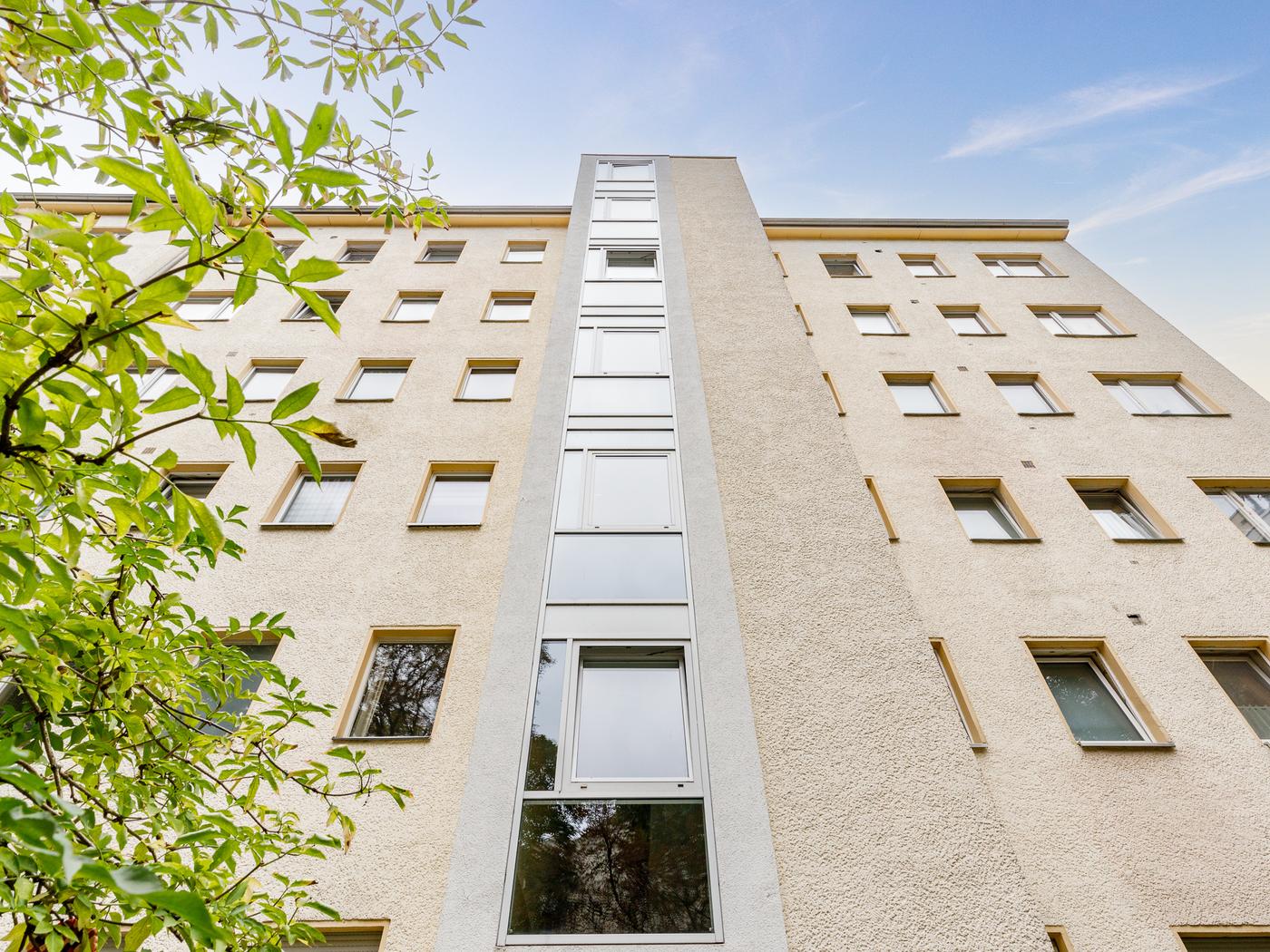 Gepflegtes Mehrfamilienhaus im Stephankiez   Gepflegtes Mehrfamilienhaus im Stephankiez