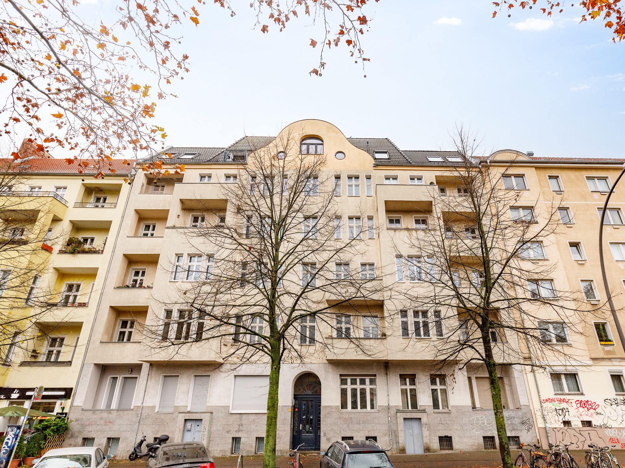 Schönes Mehrfamilienhaus in Prenzlauer Berg