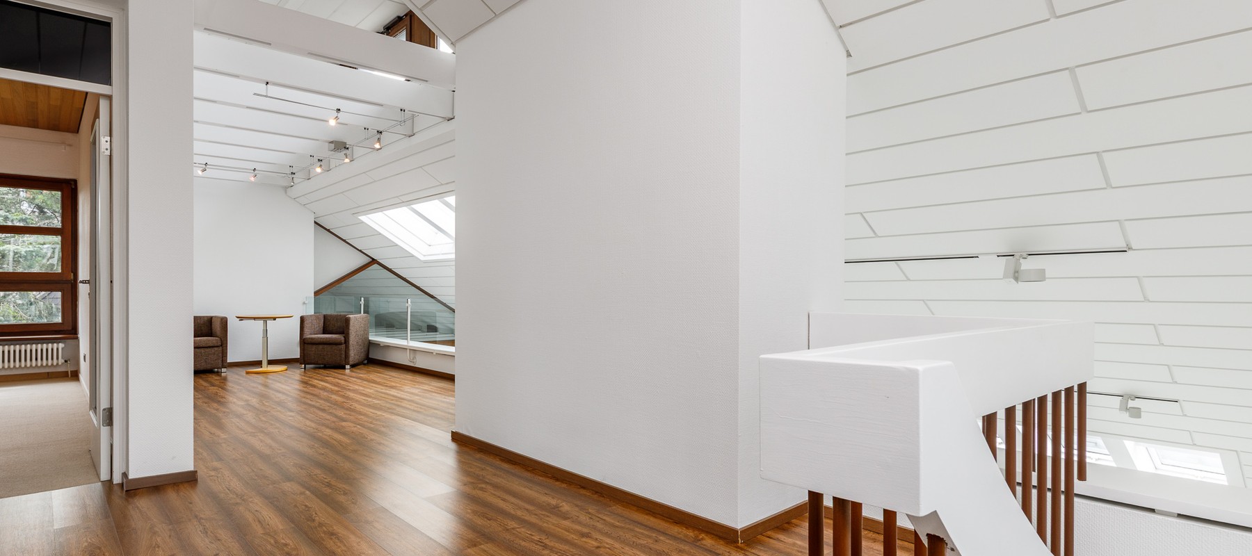 Traumhafte Galerie mit Kamin Traumhafte Galerie mit Kamin