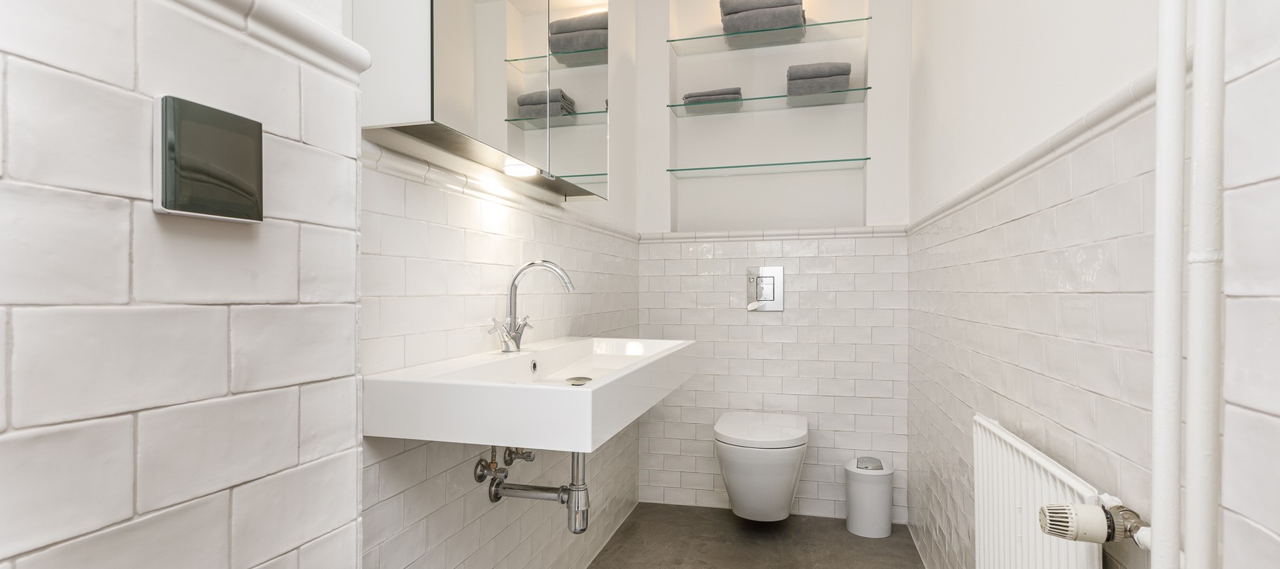 Modernes Gäste-WC Modernes Gäste-WC