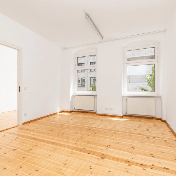 Spacious bedroom
