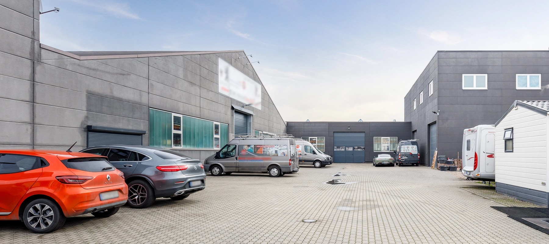 Logistik- & Gewerbefläche im Industriegebiet: Vielseitige Nutzungsmöglichkeiten für Lagerung & Produktion