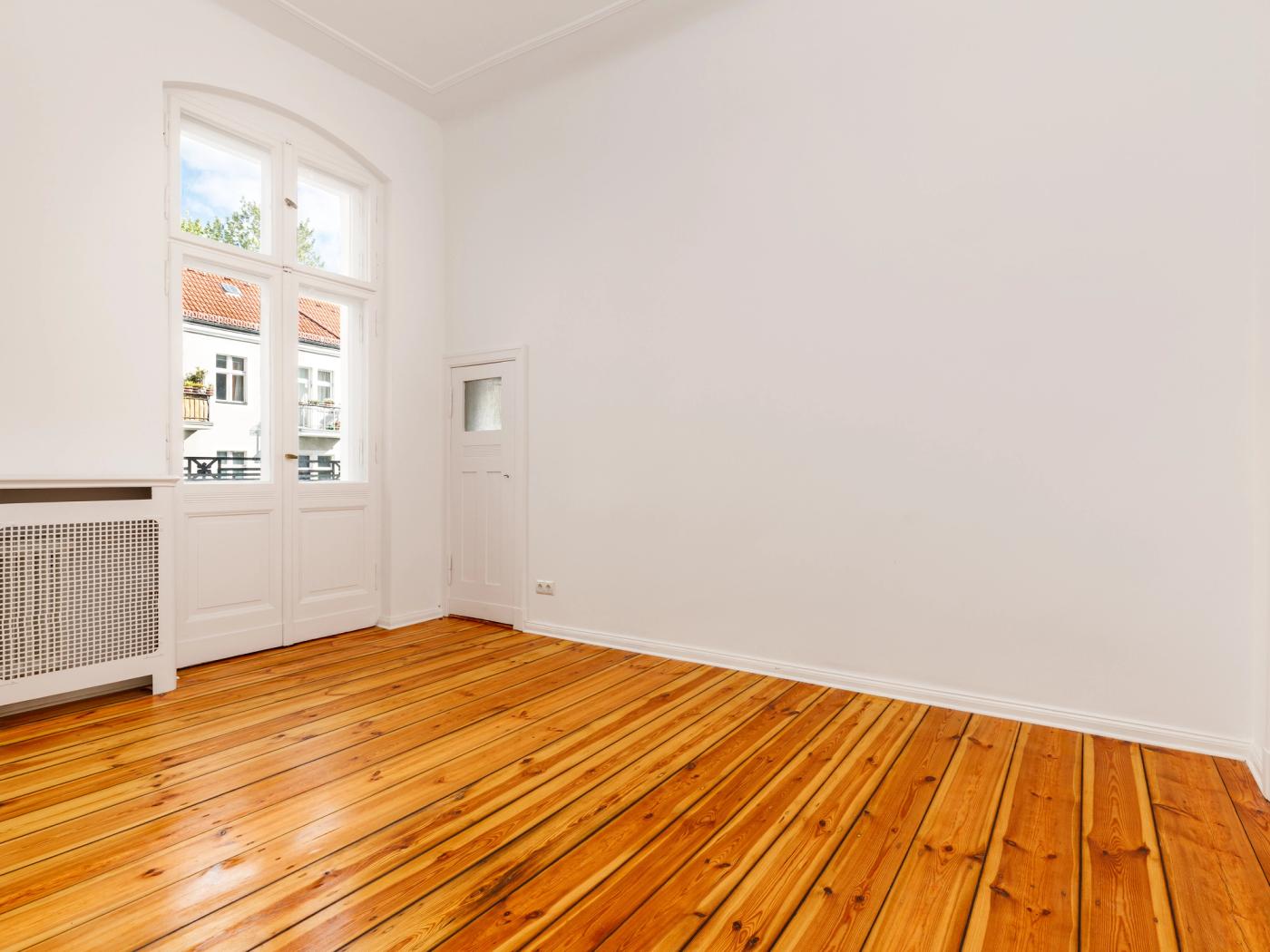 Großes Schlafzimmer mit Balkon  Großes Schlafzimmer mit Balkon