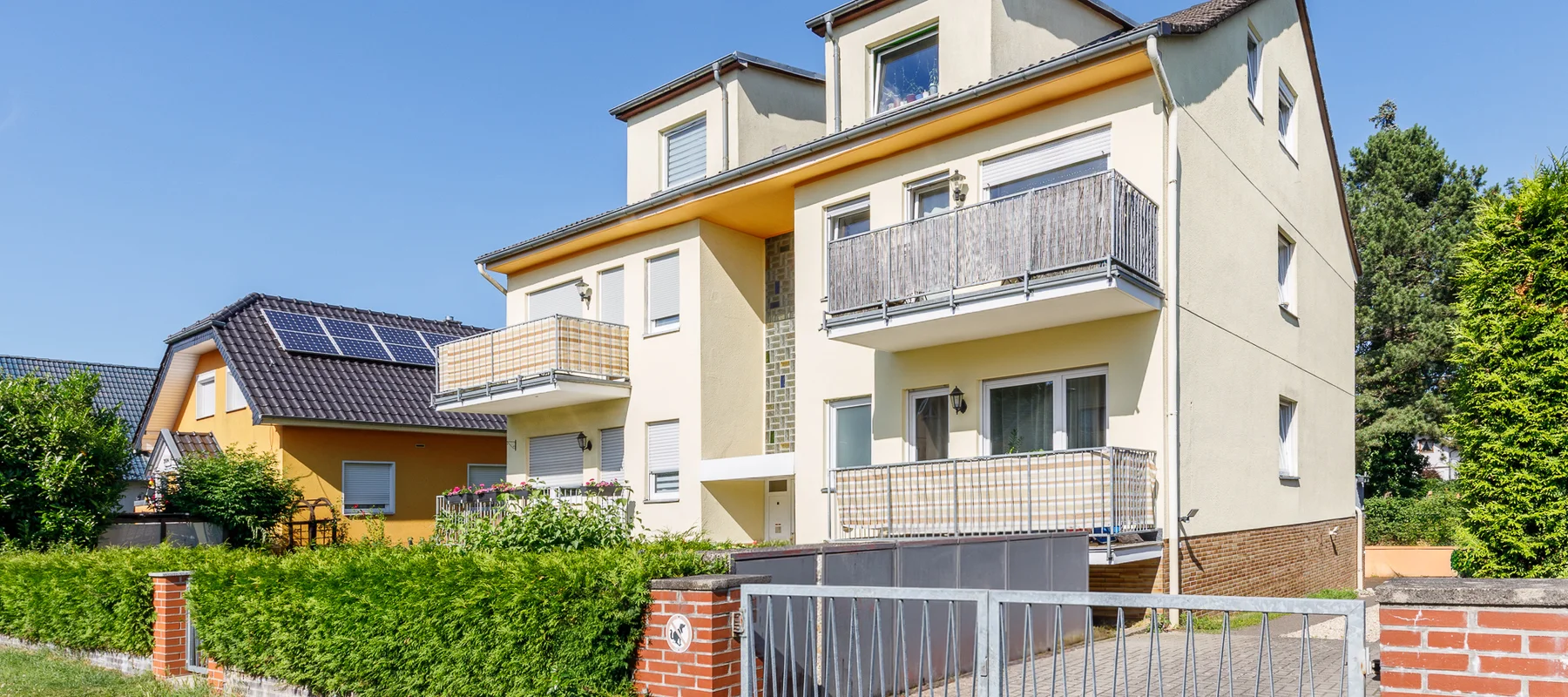 Möbliertes Apartment mit Balkon in familienfreundlicher Nachbarschaft