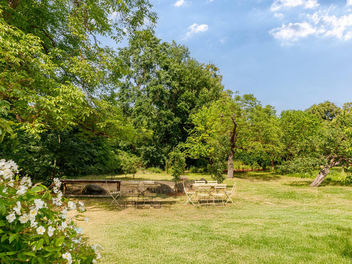 Charmante Remise im UNESCO-Weltkulturerbe: Kamin, Terrasse & idyllische Lage zwischen Jagdschloss Glienicke & Griebnitzsee
