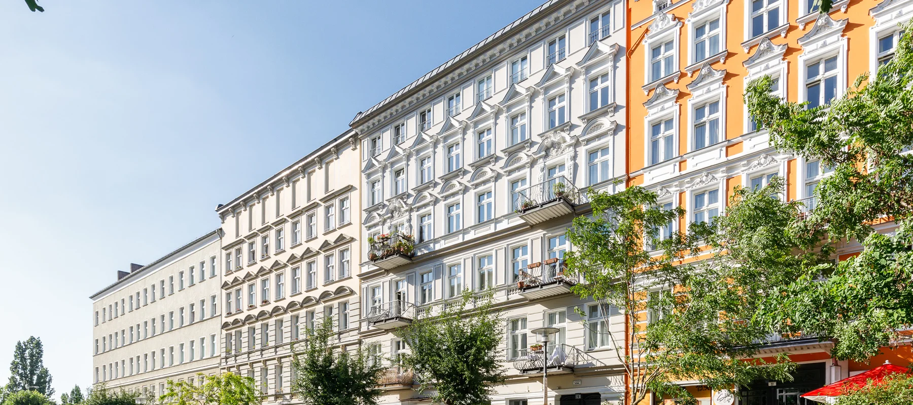 Stilvolle Dachgeschosswohnung mit offenem Wohngefühl und schöner Terrasse am Mauerpark
