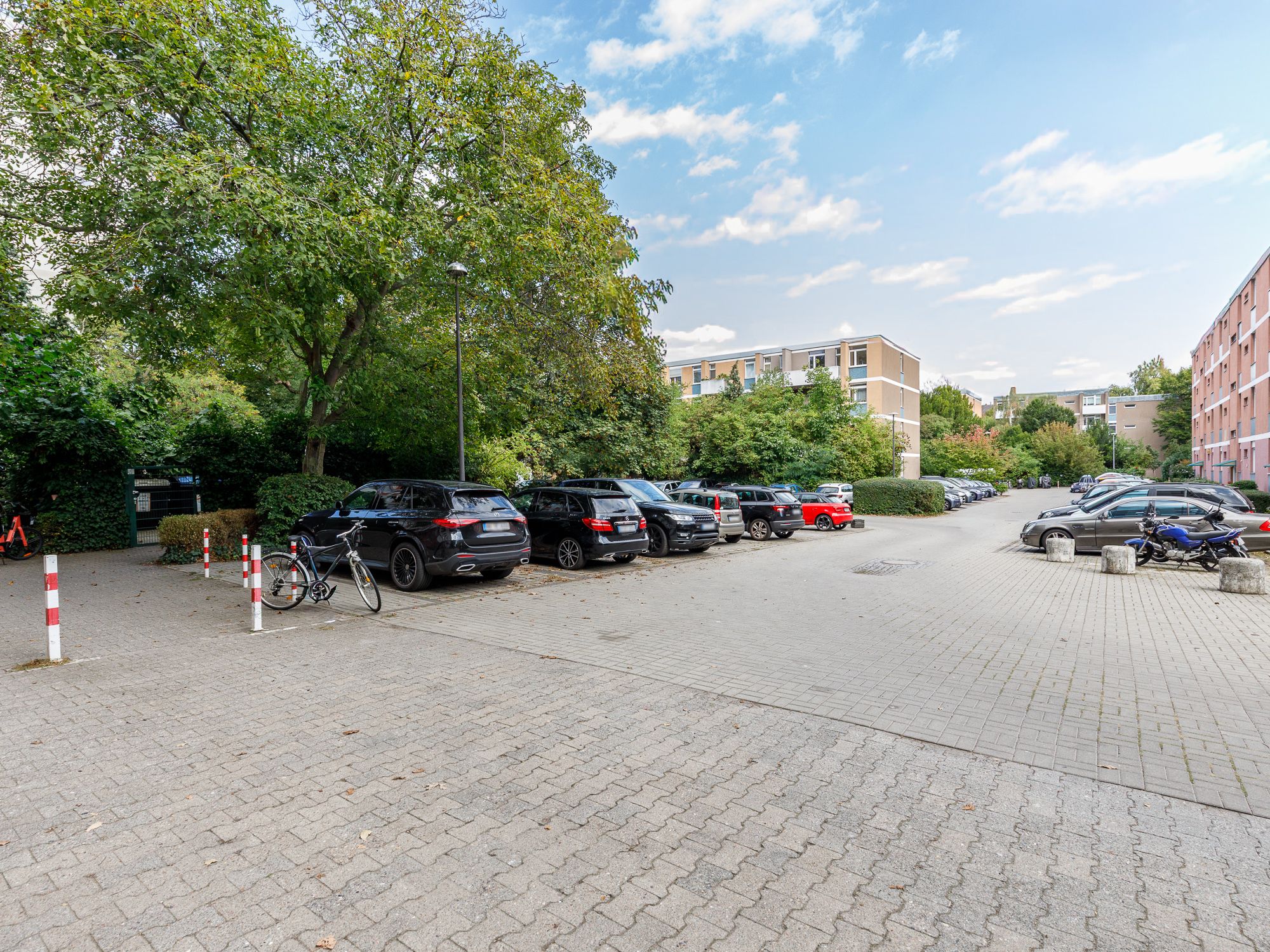 Parkplätze der Gemeinschaft 