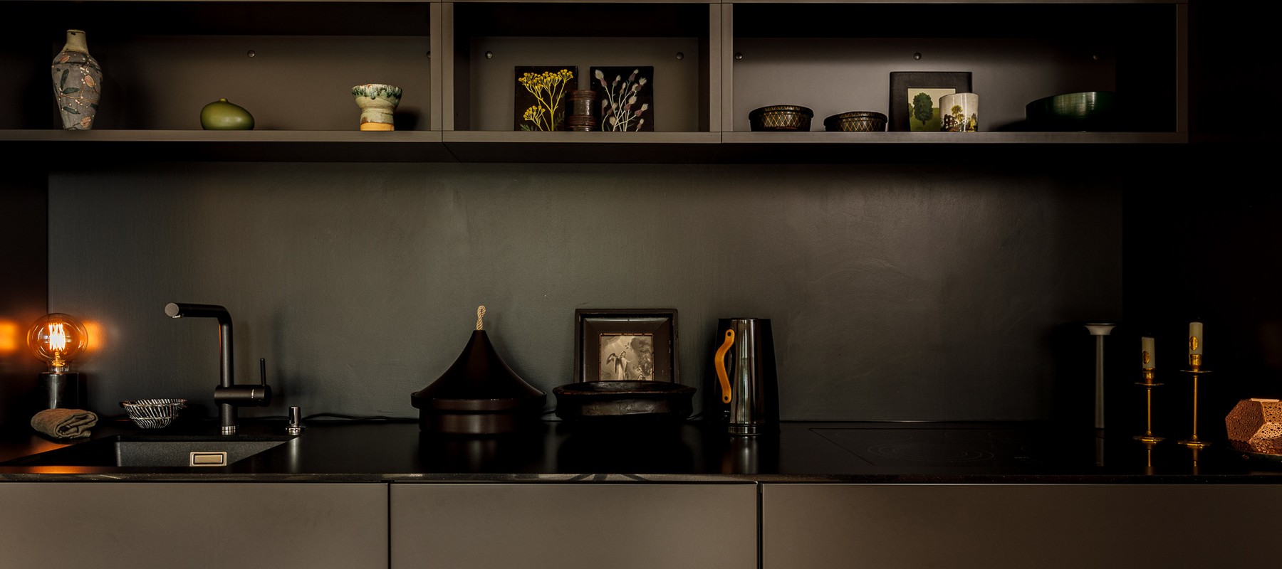 Premium built-in kitchen with high-end appliances Premium built-in kitchen with high-end appliances