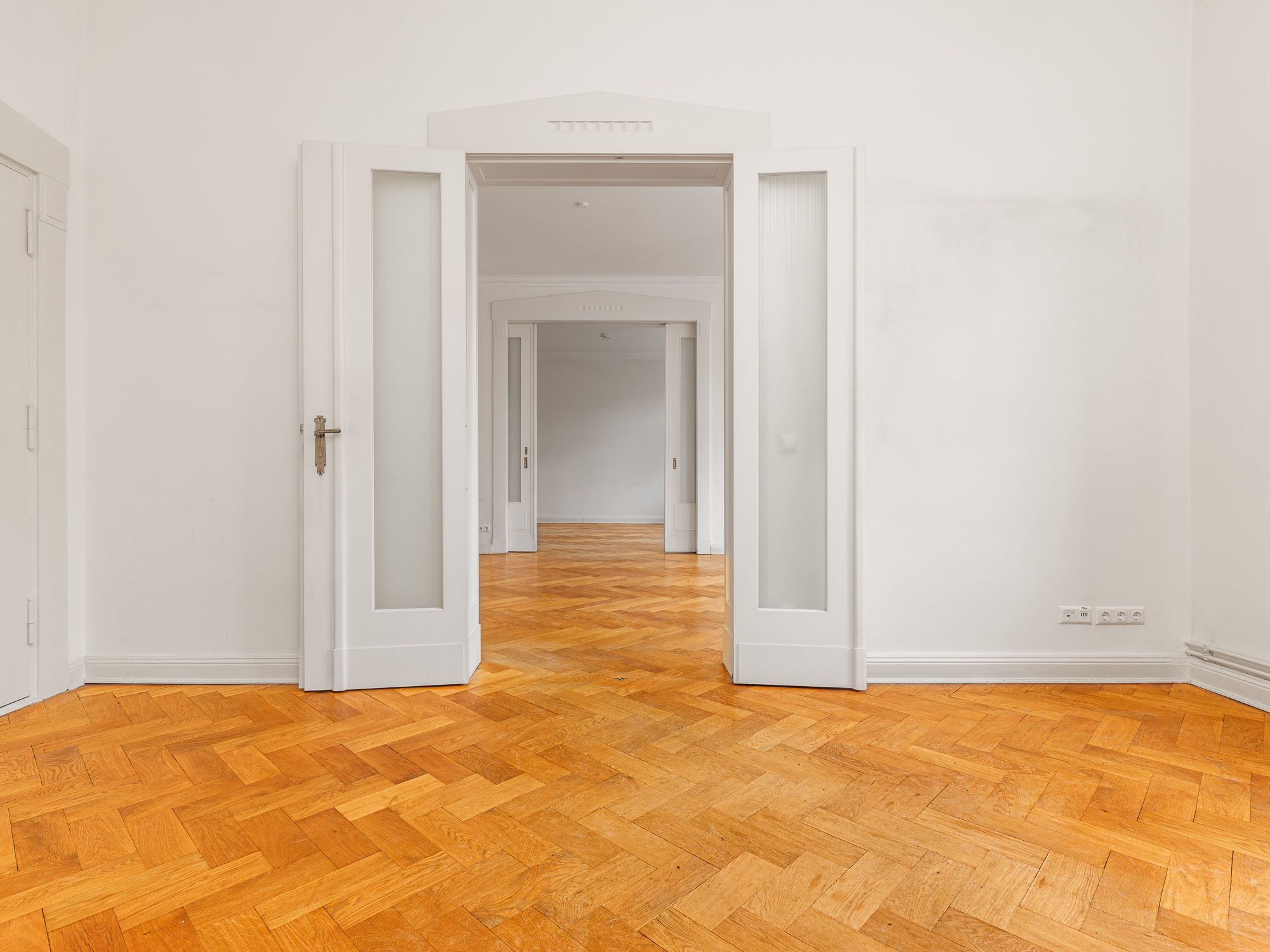 Wunderschöne Räume mit weitläufiger Blickachse 