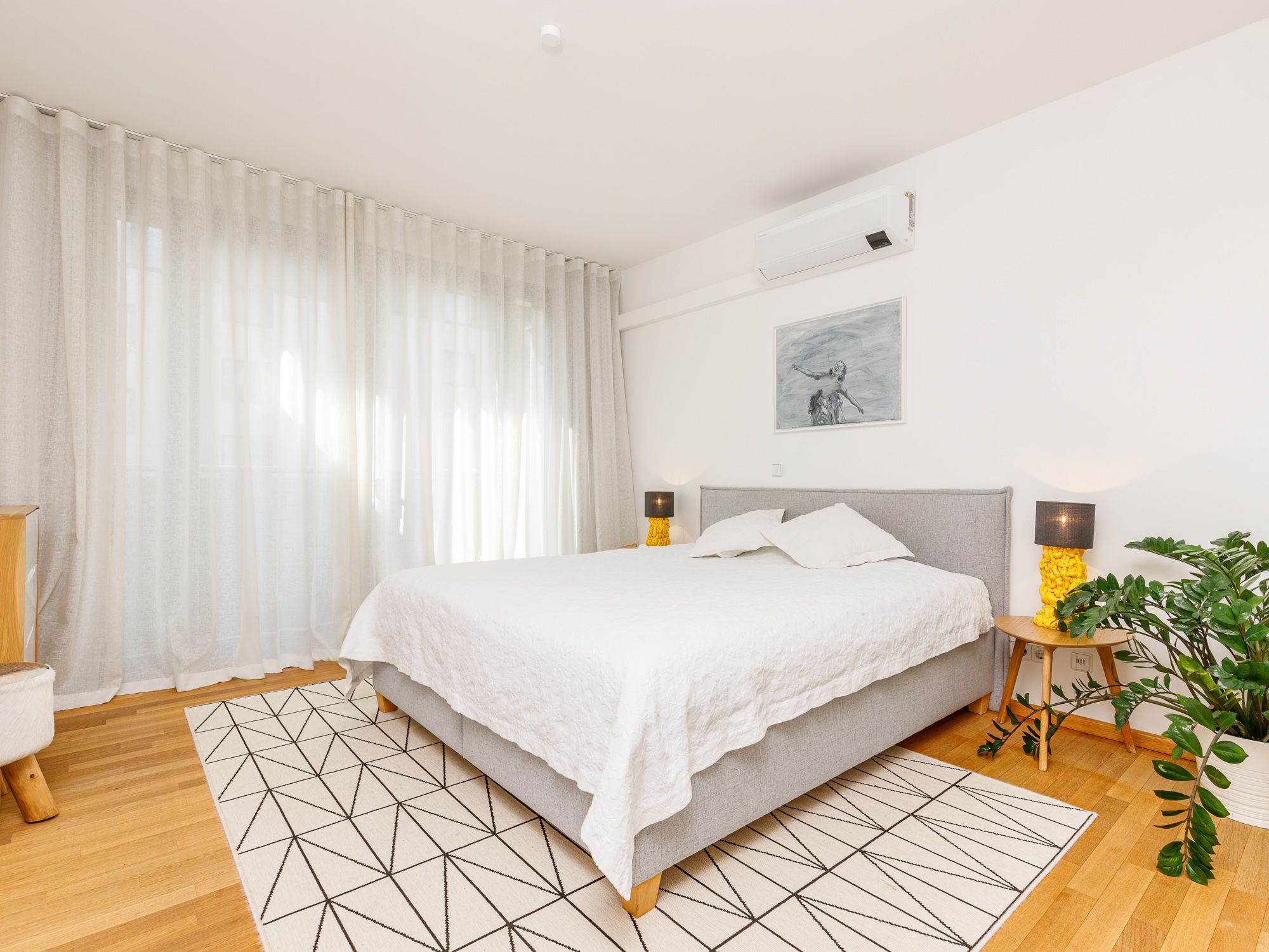 Hauptschlafzimmer mit Klimaanlage 