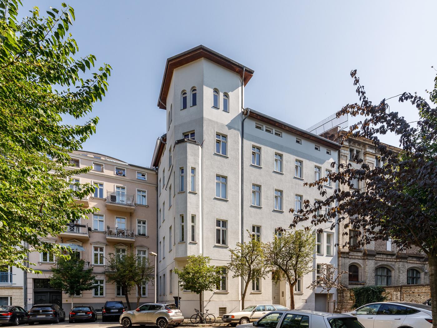 Stilvolle Stadtwohnung in ruhiger Hoflage am Naturkundemuseum mit bester Verkehrsanbindung