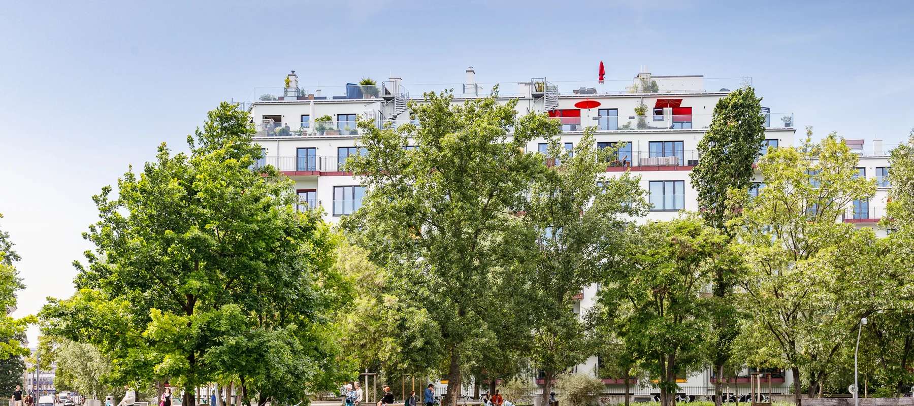 Traumhafte Familienwohnung mit großen Terrassen und Weitblick über den Park am Gleisdreieck
