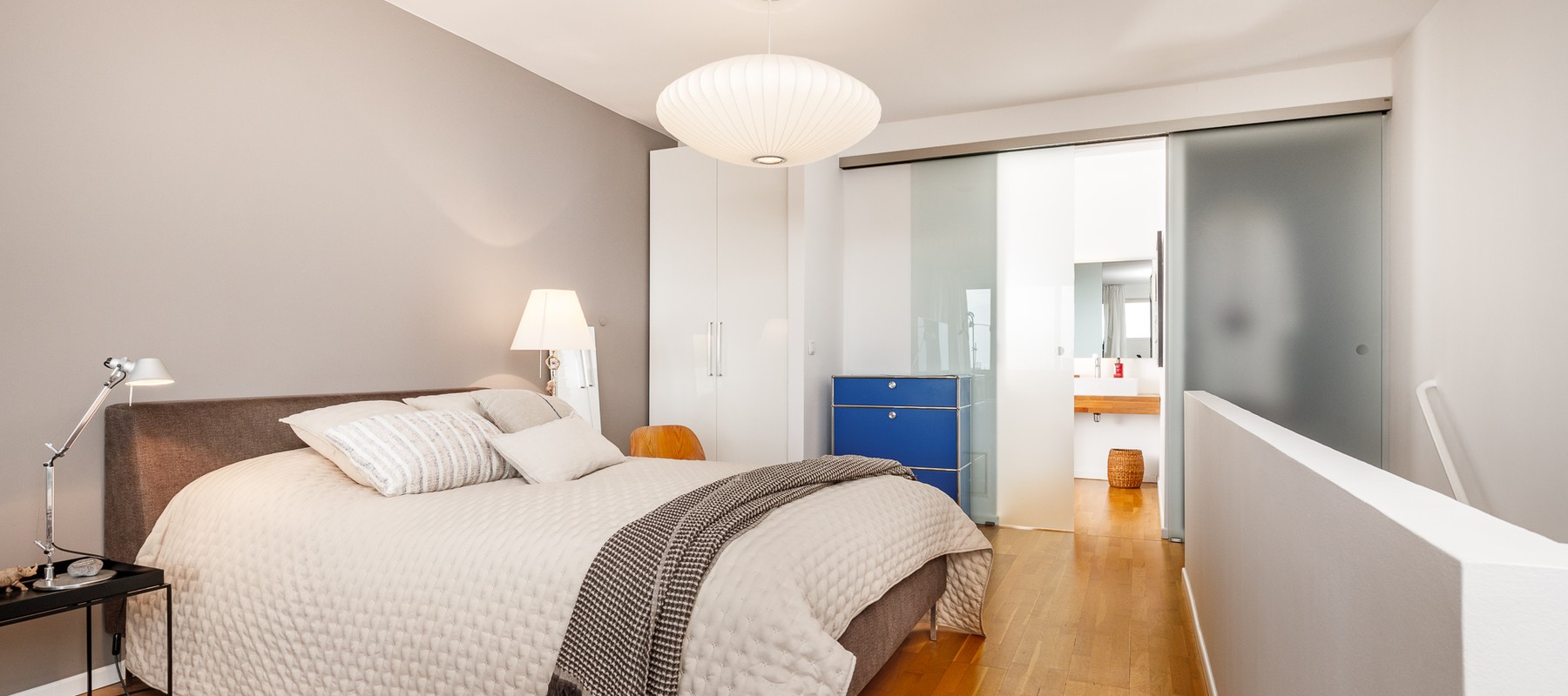 Masterbedroom mit en suite Badezimmer Masterbedroom mit en suite Badezimmer