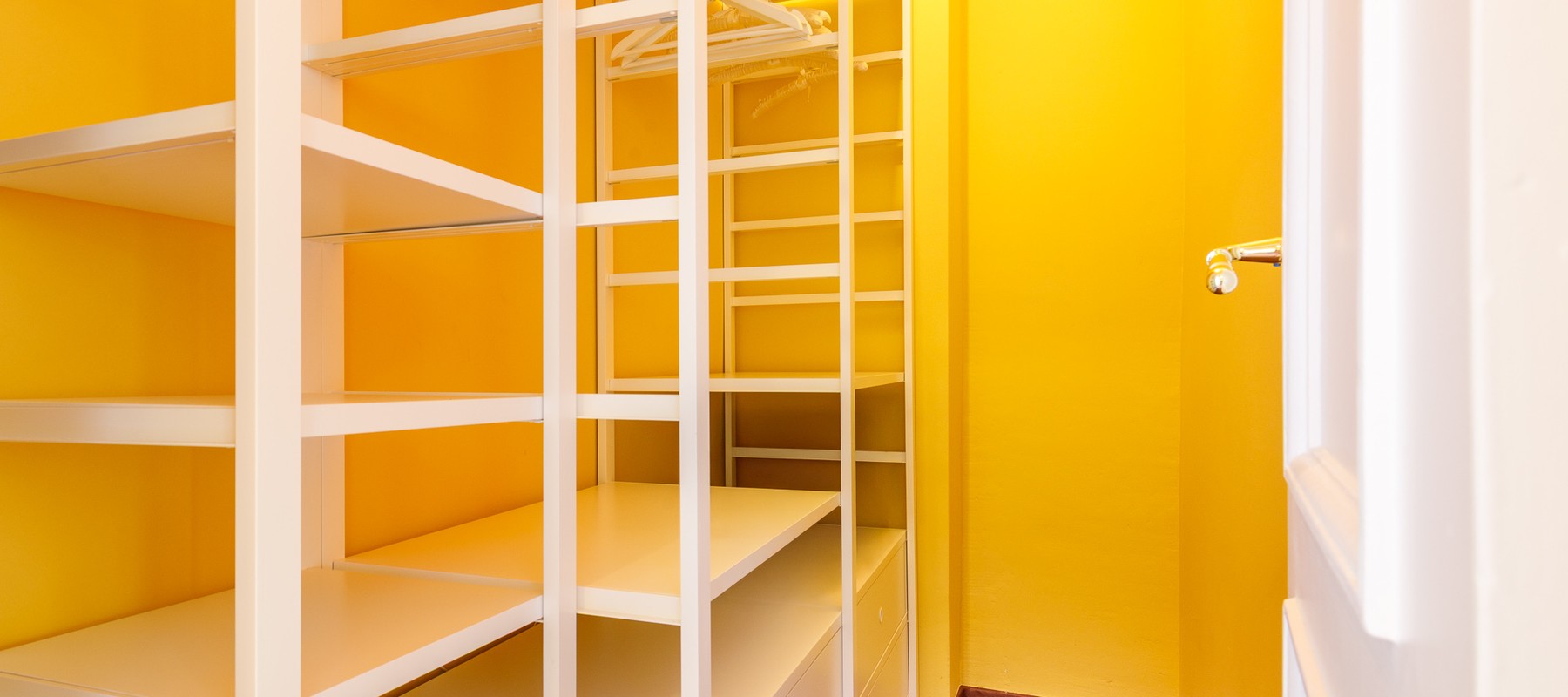 Begehbare Ankleide / Abstellkammer Begehbare Ankleide / Abstellkammer