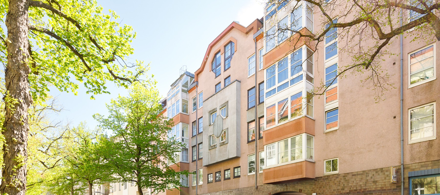 Well-maintained multi-family house near Bundesplatz Well-maintained multi-family house near Bundesplatz