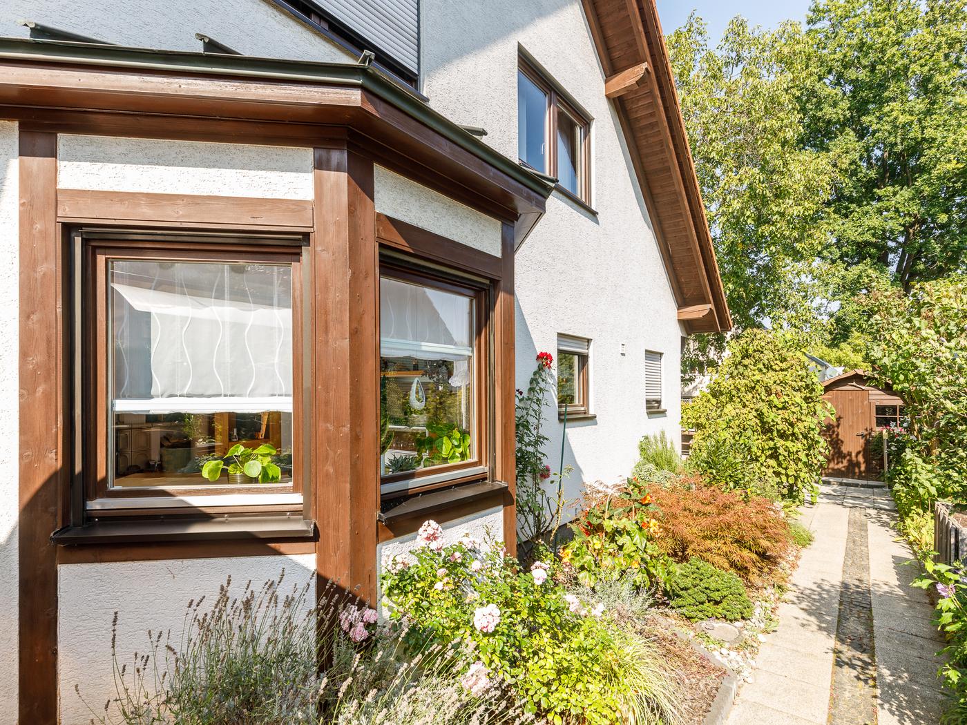 Doppelhaushälfte auf ruhigem Hammergrundstück Doppelhaushälfte auf ruhigem Hammergrundstück