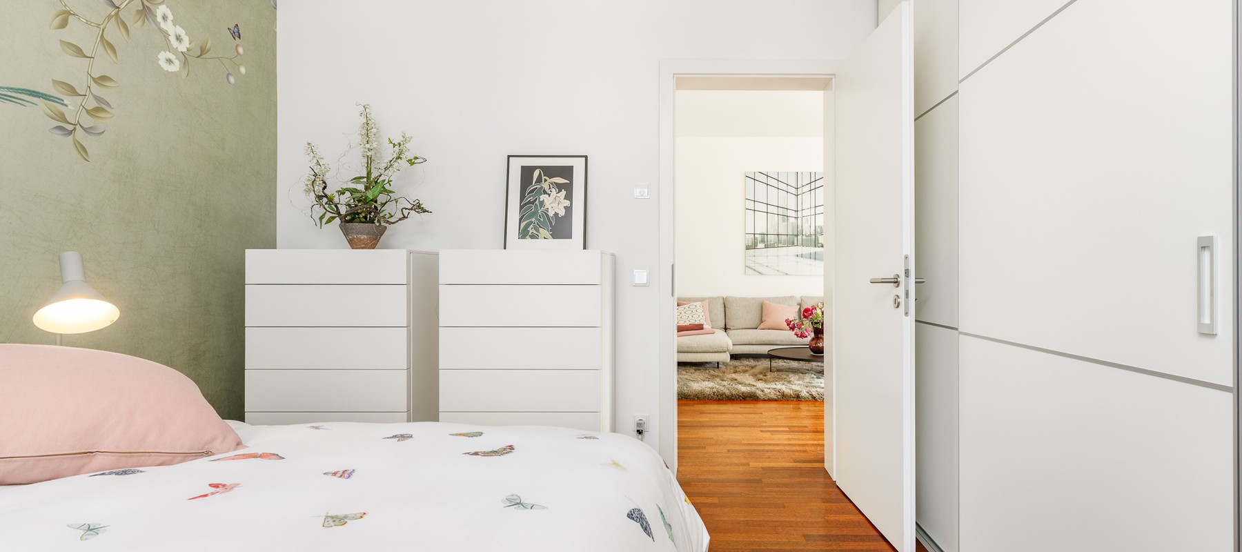 Hauptschlafzimmer mit Ankleideschrank Hauptschlafzimmer mit Ankleideschrank