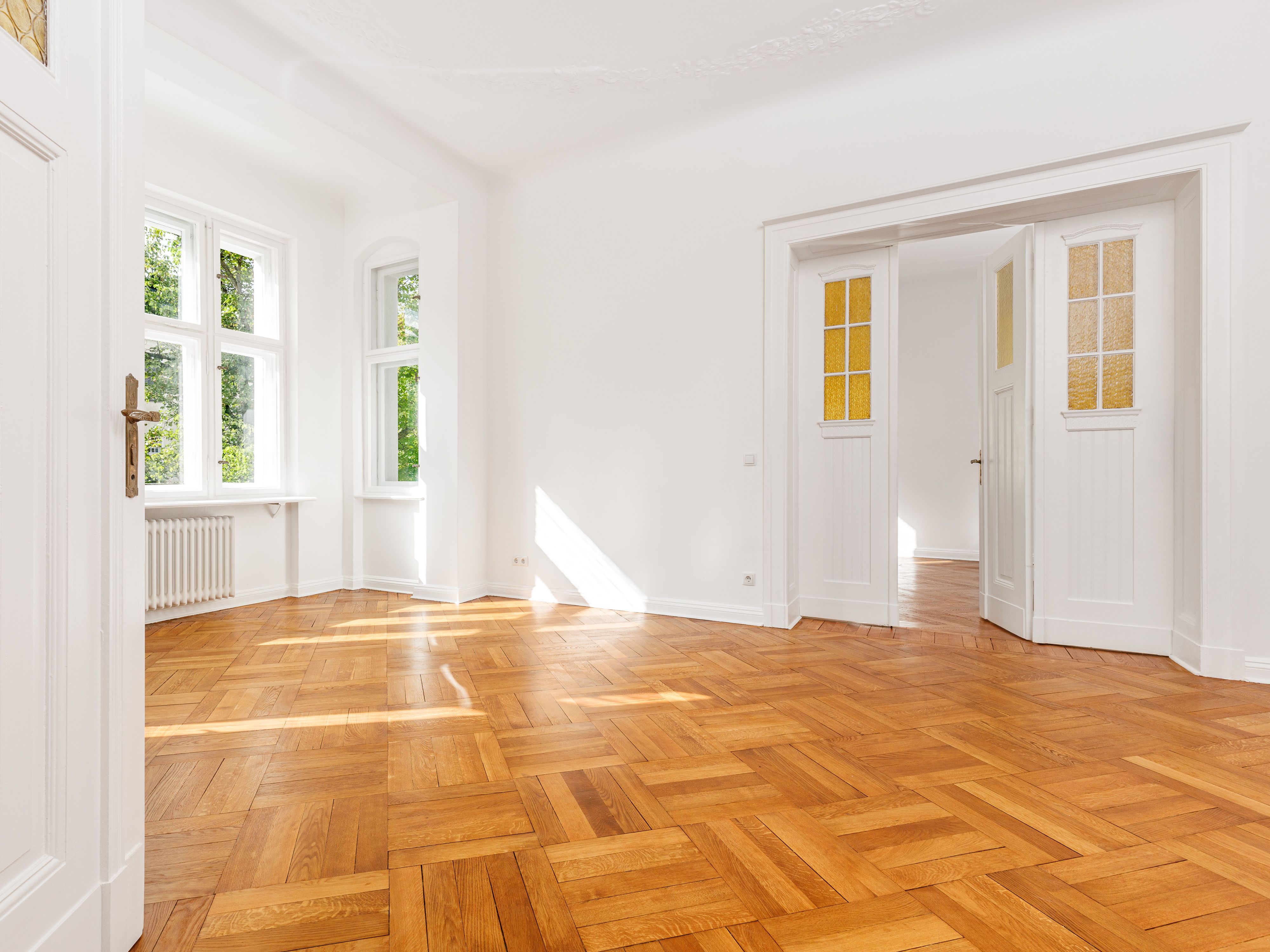 Lichtdurchfluteter Wohnbereich mit Erker 