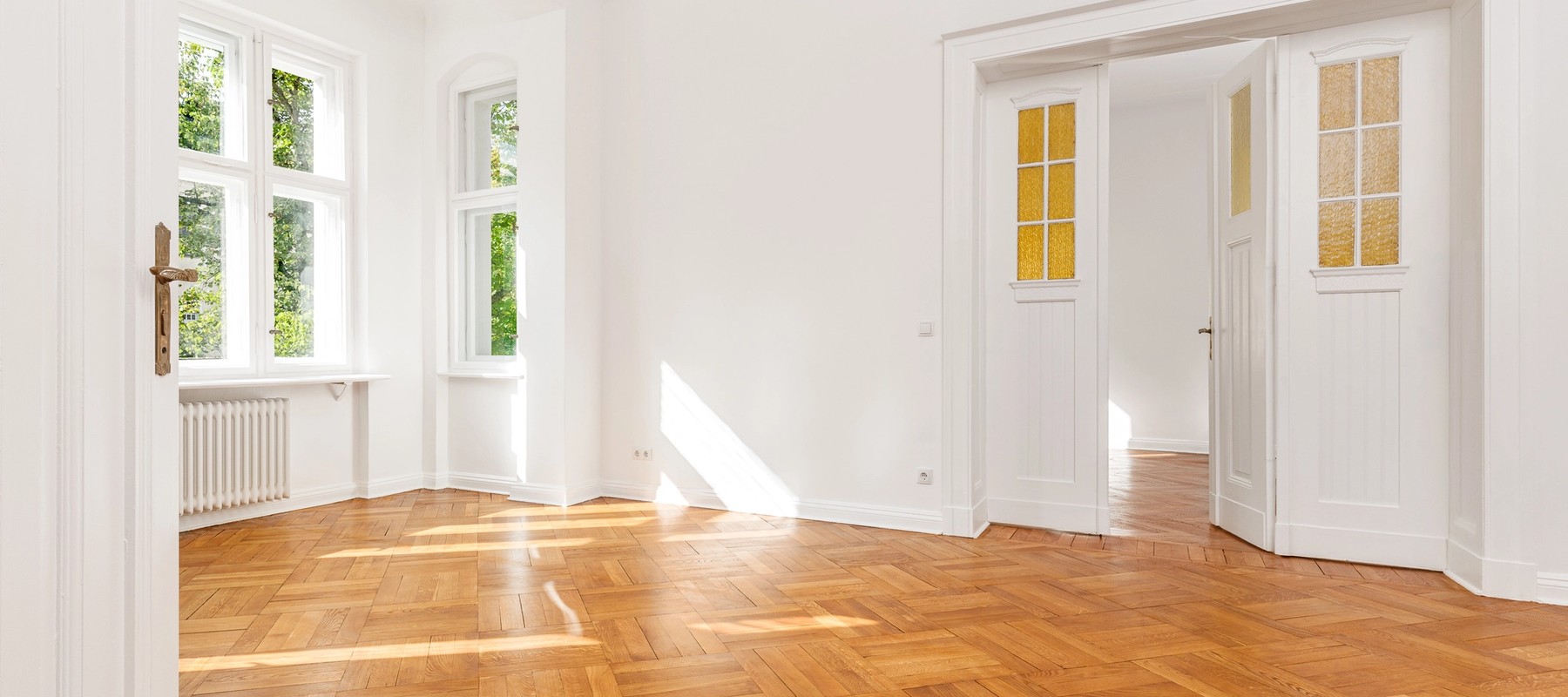 Lichtdurchfluteter Wohnbereich mit Erker Lichtdurchfluteter Wohnbereich mit Erker