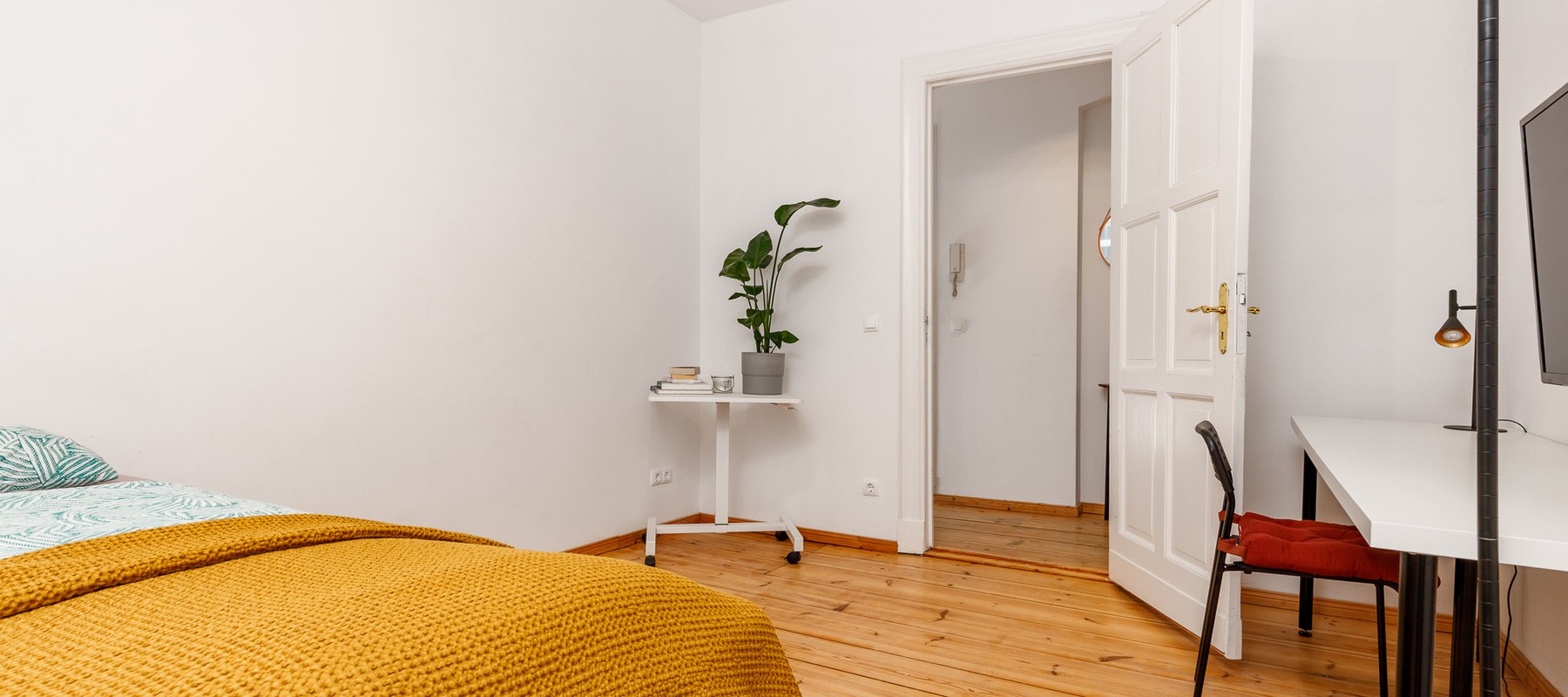 Schlafzimmer mit Arbeitsbereich Schlafzimmer mit Arbeitsbereich